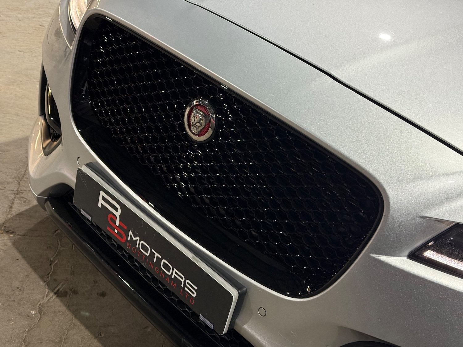 Used Jaguar F-Pace 2017 for sale - 77600549: Photo 10