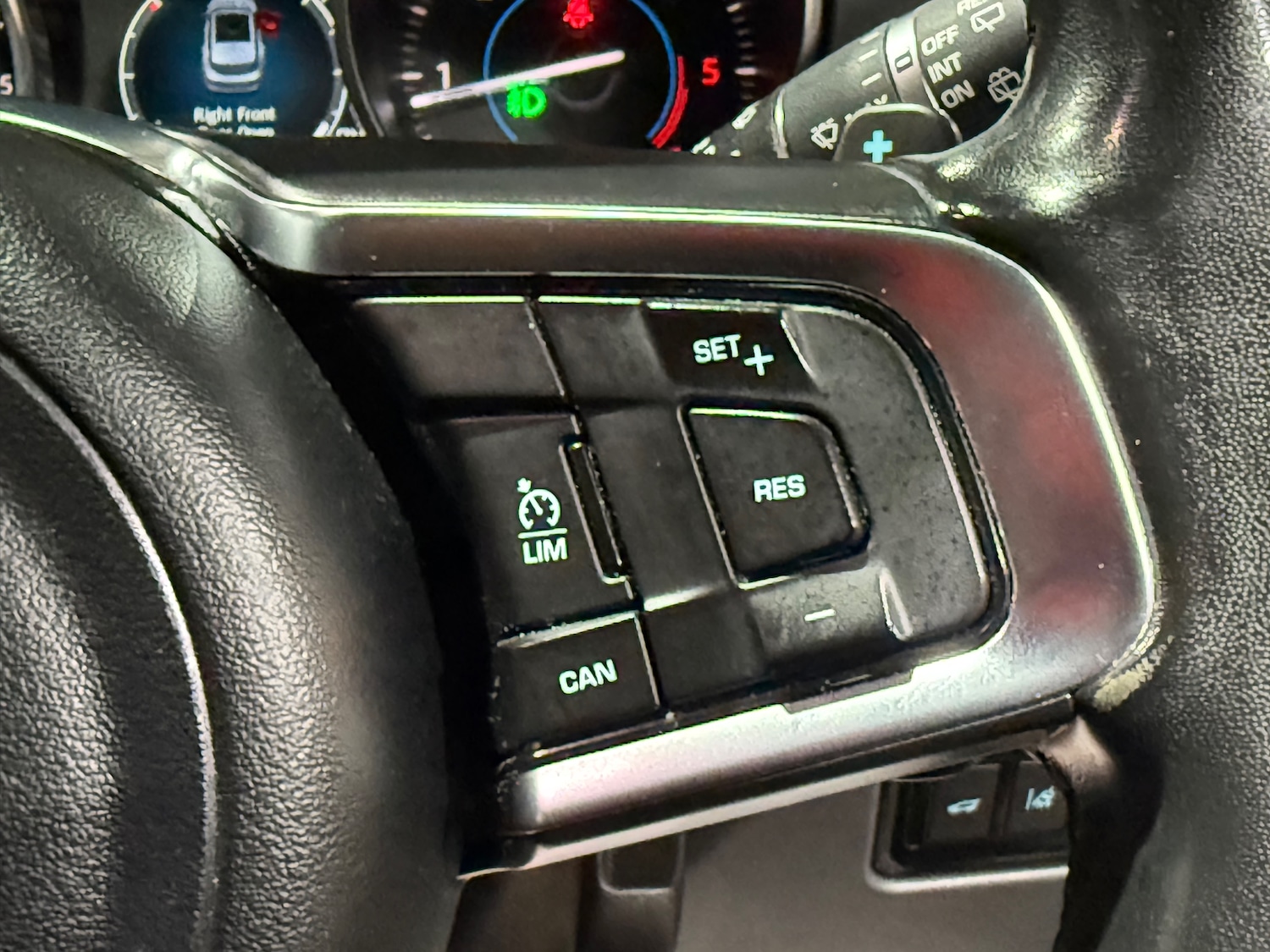 Used Jaguar F-Pace 2017 for sale - 77600549: Photo 42