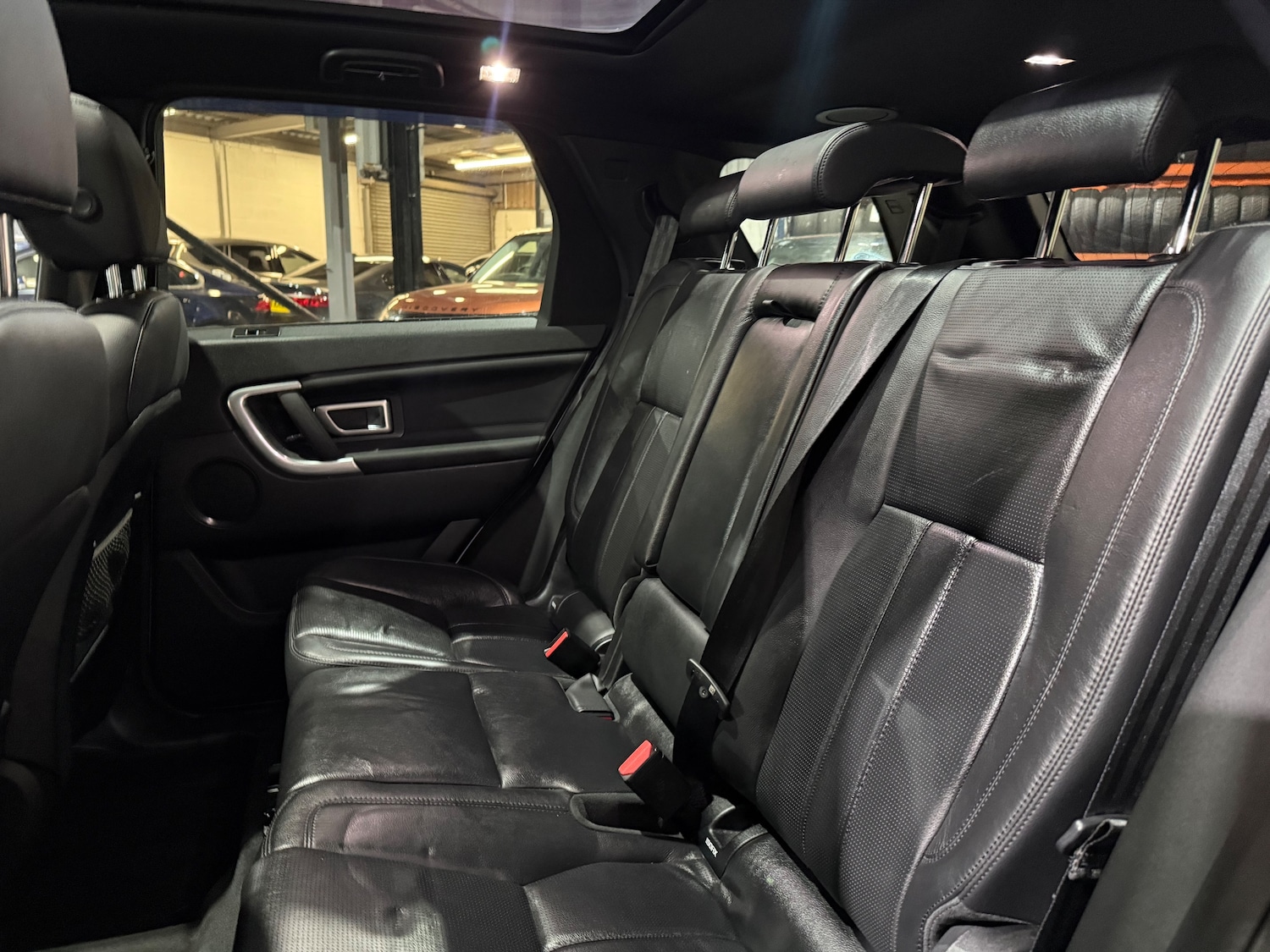 Used Land Rover Discovery Sport 2017 for sale - 76931719: Photo 15