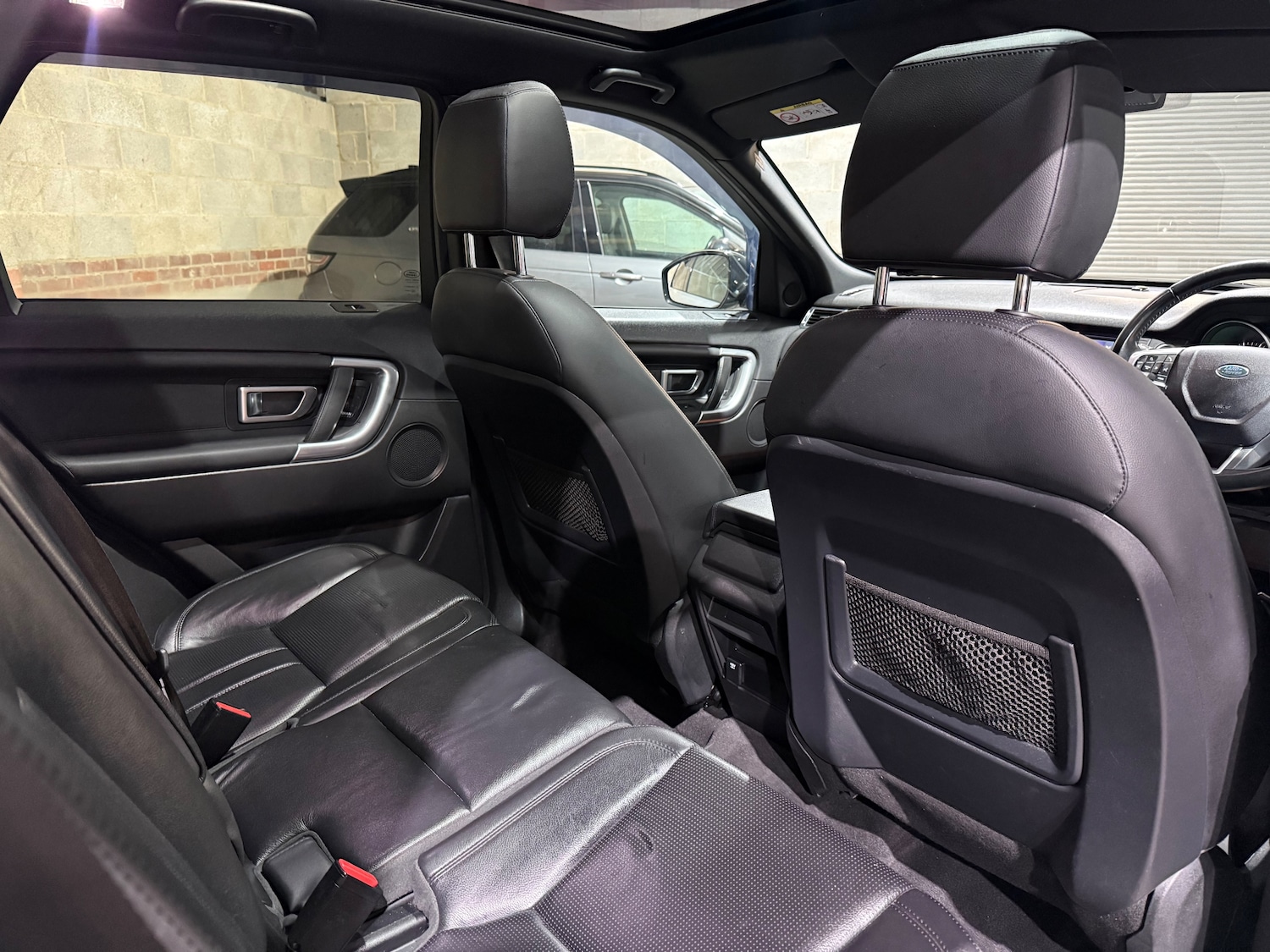 Used Land Rover Discovery Sport 2017 for sale - 76931719: Photo 20