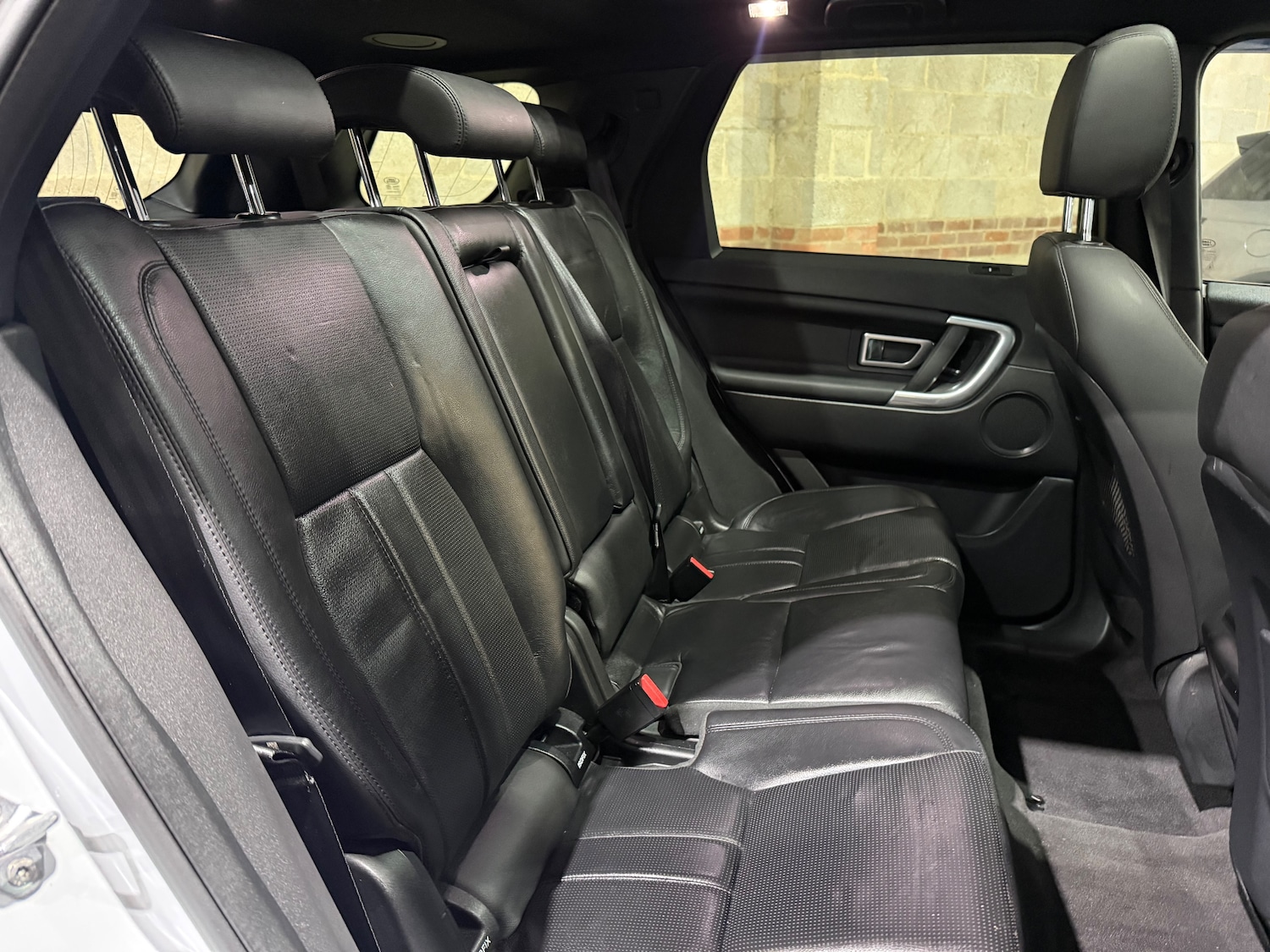 Used Land Rover Discovery Sport 2017 for sale - 76931719: Photo 21