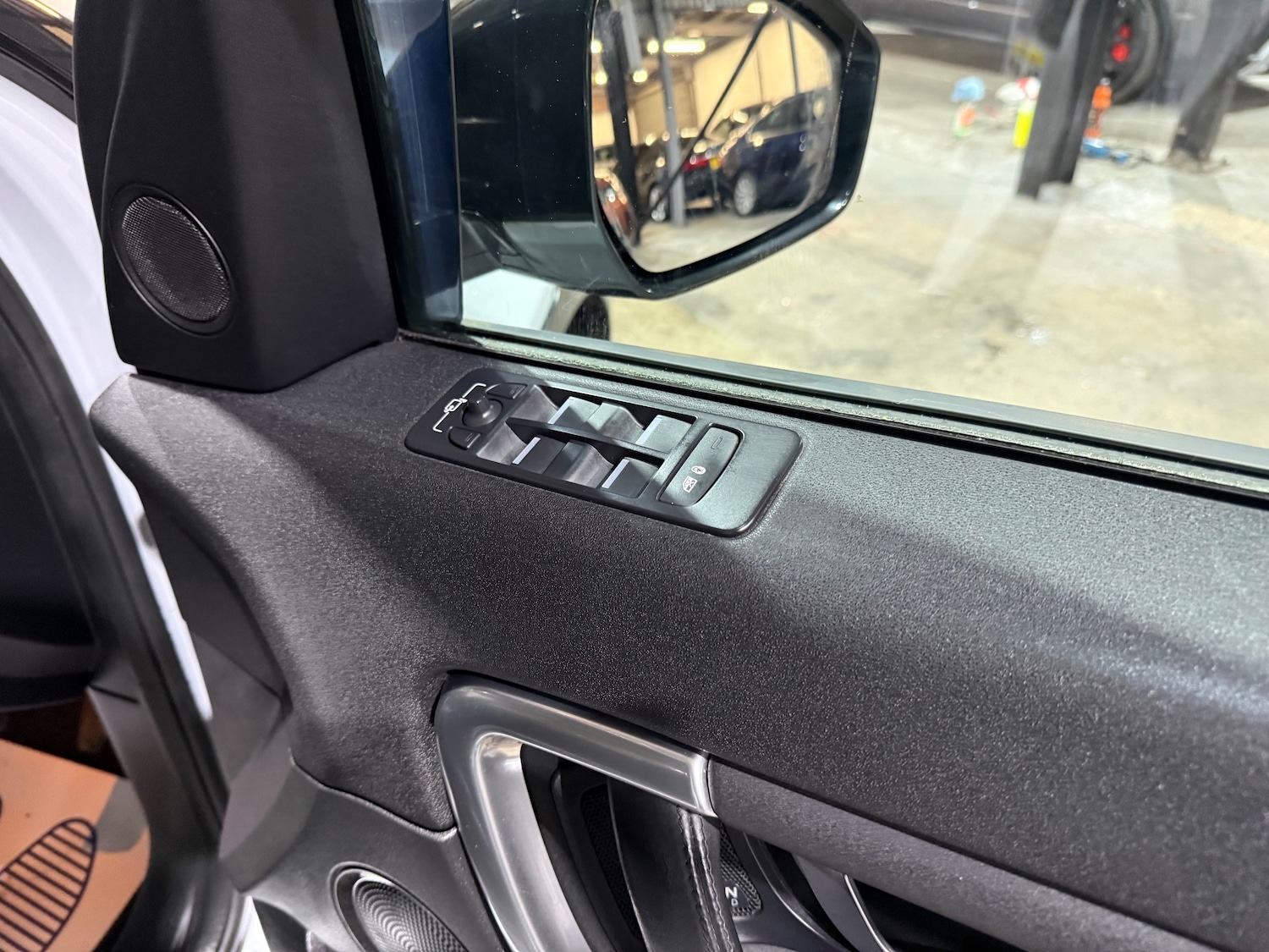 Used Land Rover Discovery Sport 2017 for sale - 76931719: Photo 24