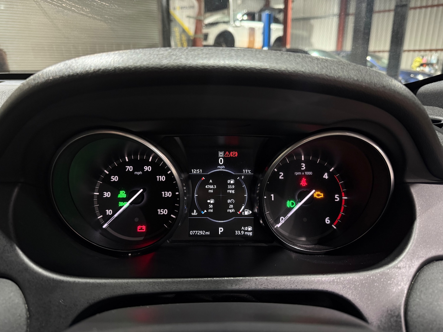 Used Land Rover Discovery Sport 2017 for sale - 76931719: Photo 36