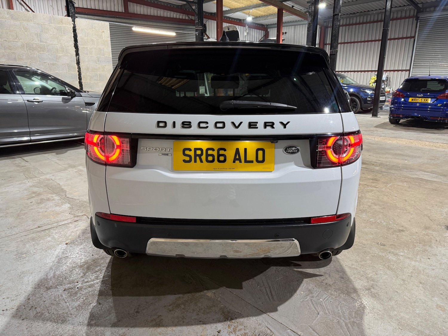 Used Land Rover Discovery Sport 2017 for sale - 76931719: Photo 4