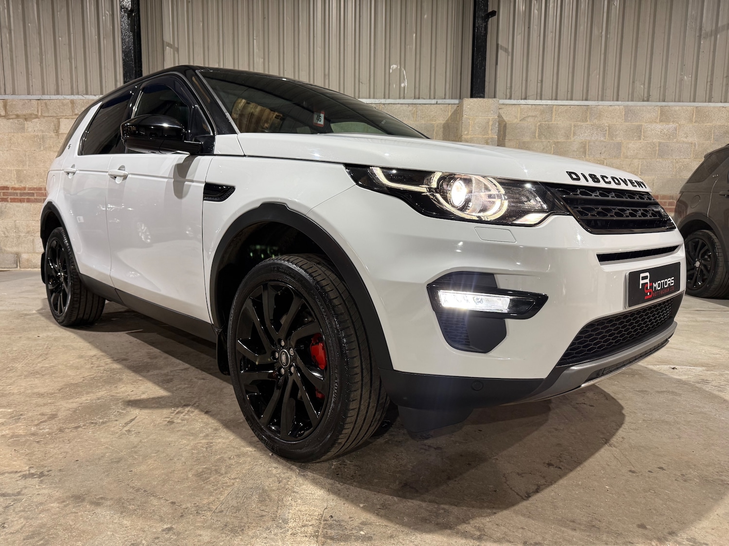 Used Land Rover Discovery Sport 2017 for sale - 76931719: Photo 51