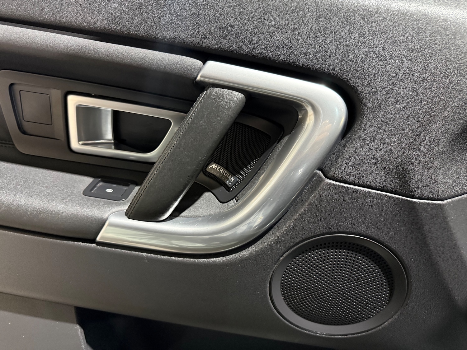 Used Land Rover Discovery Sport 2017 for sale - 76931719: Photo 8