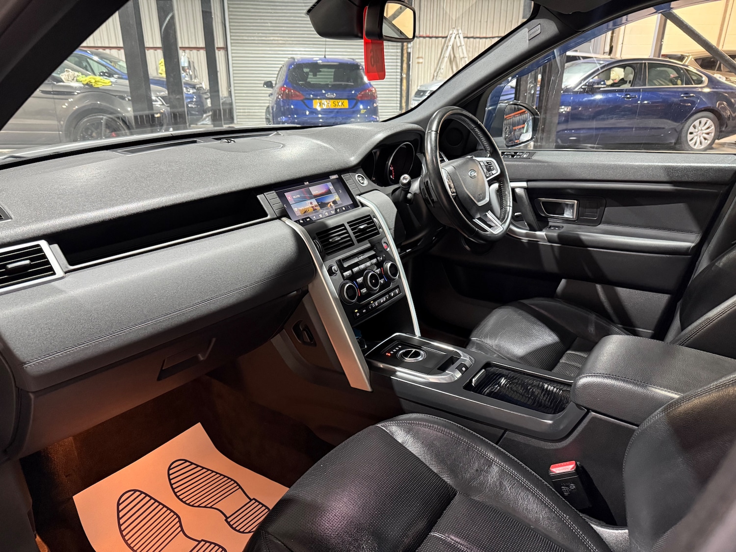 Used Land Rover Discovery Sport 2017 for sale - 76931719: Photo 9