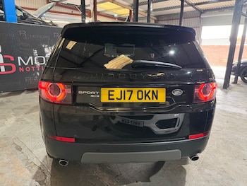 Used Land Rover Discovery Sport 2017 for sale - 79266424: Photo