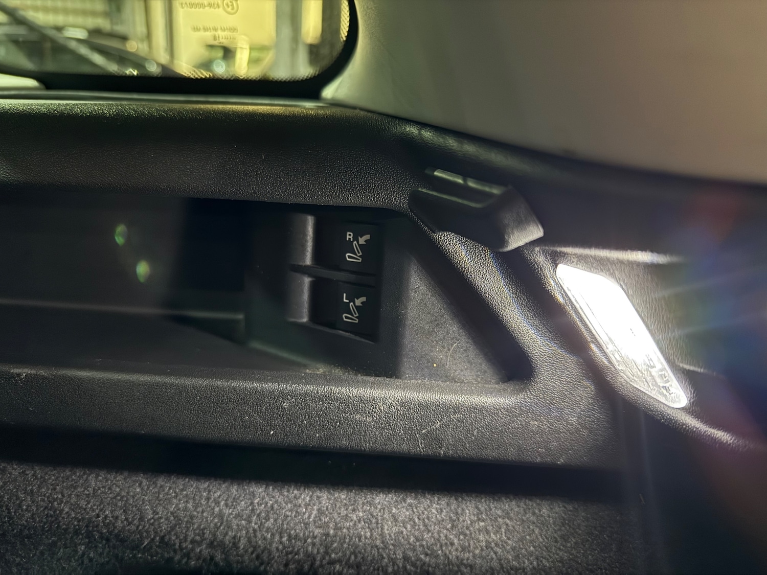 Used Land Rover Discovery Sport 2018 for sale - 77600553: Photo 32