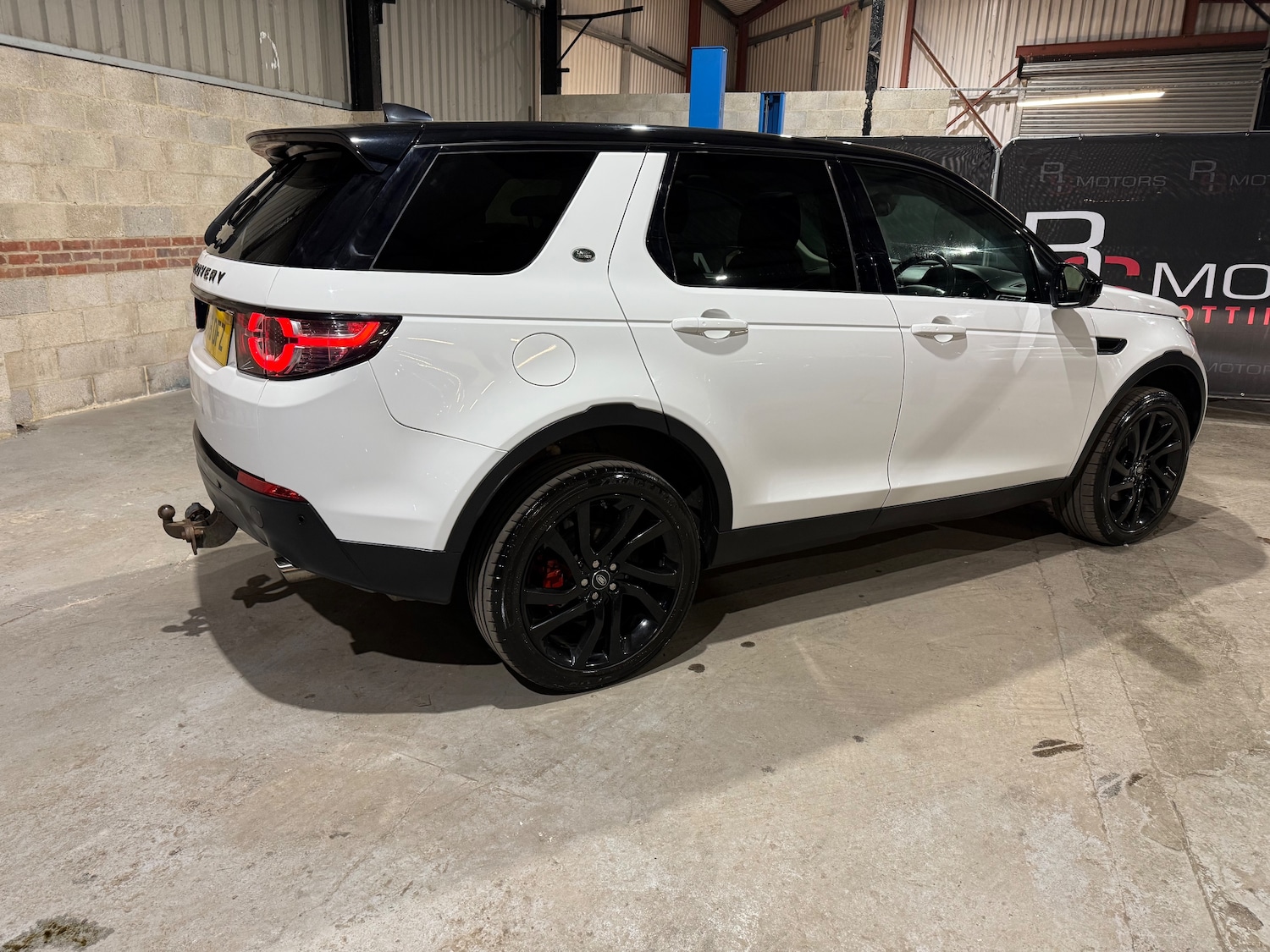 Used Land Rover Discovery Sport 2018 for sale - 77600553: Photo 4
