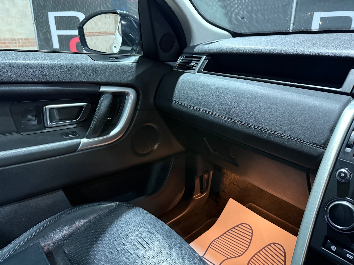 Used Land Rover Discovery Sport 2018 for sale - 77600553: Photo 48