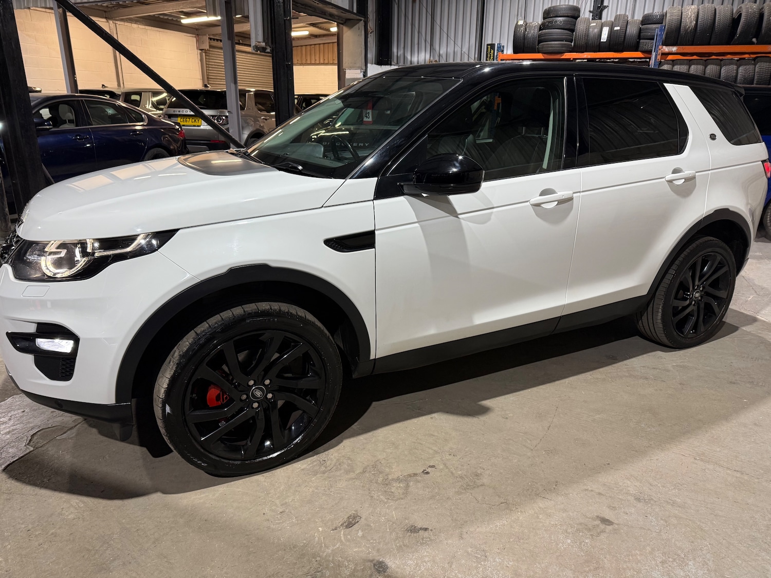 Used Land Rover Discovery Sport 2018 for sale - 77600553: Photo 8