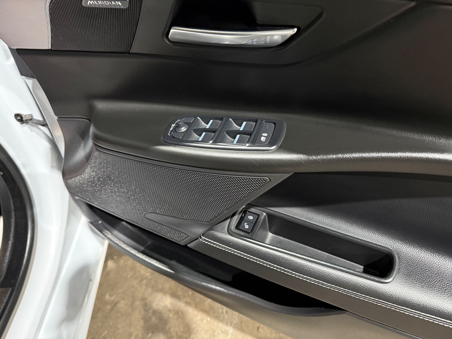 Used Jaguar XE 2019 for sale - 77512735: Photo 25