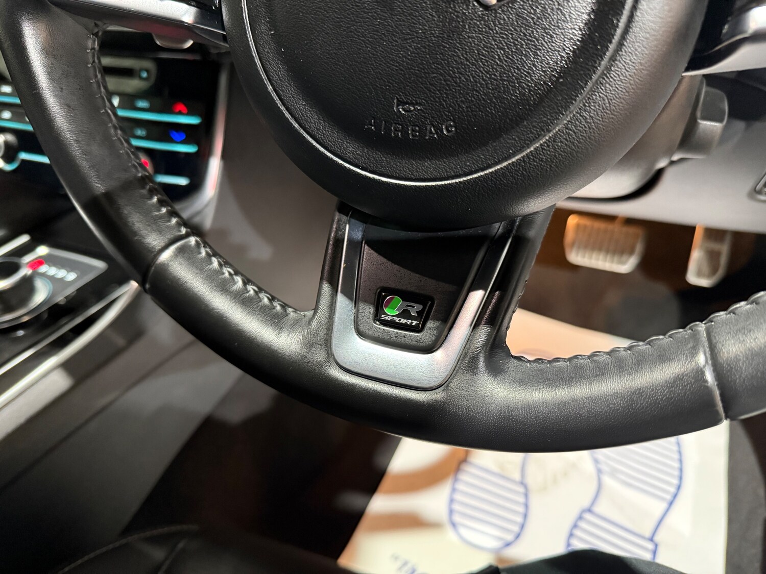 Used Jaguar XE 2019 for sale - 77512735: Photo 35