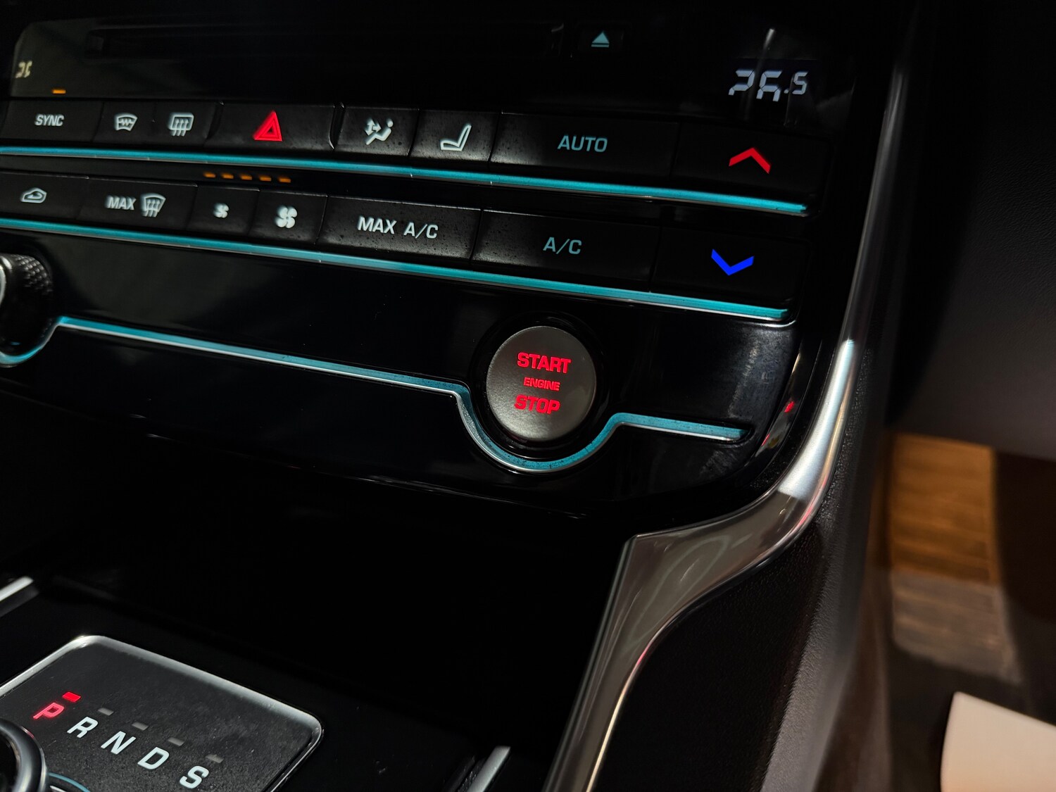 Used Jaguar XE 2019 for sale - 77512735: Photo 47