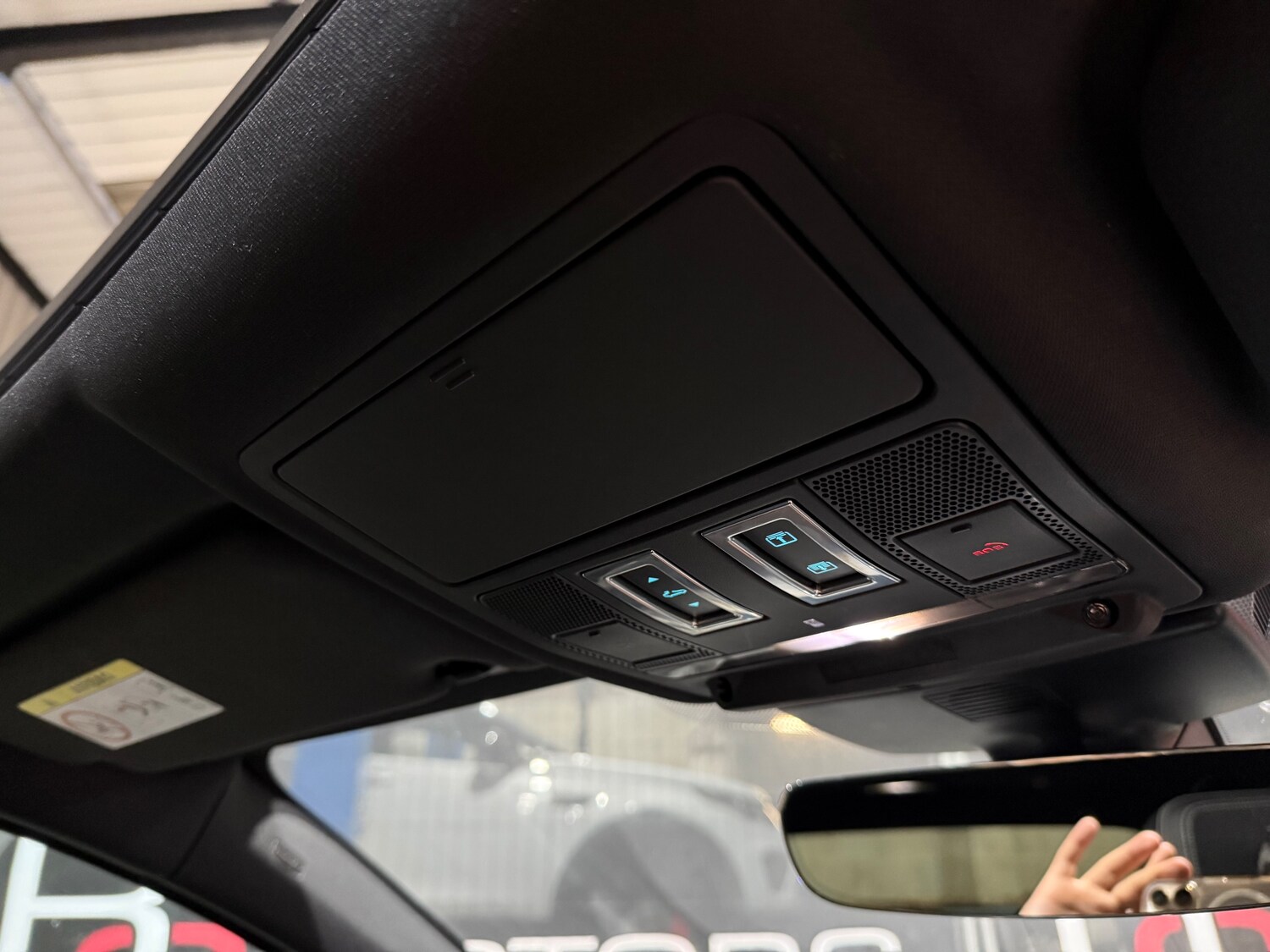 Used Jaguar XE 2019 for sale - 77512735: Photo 51