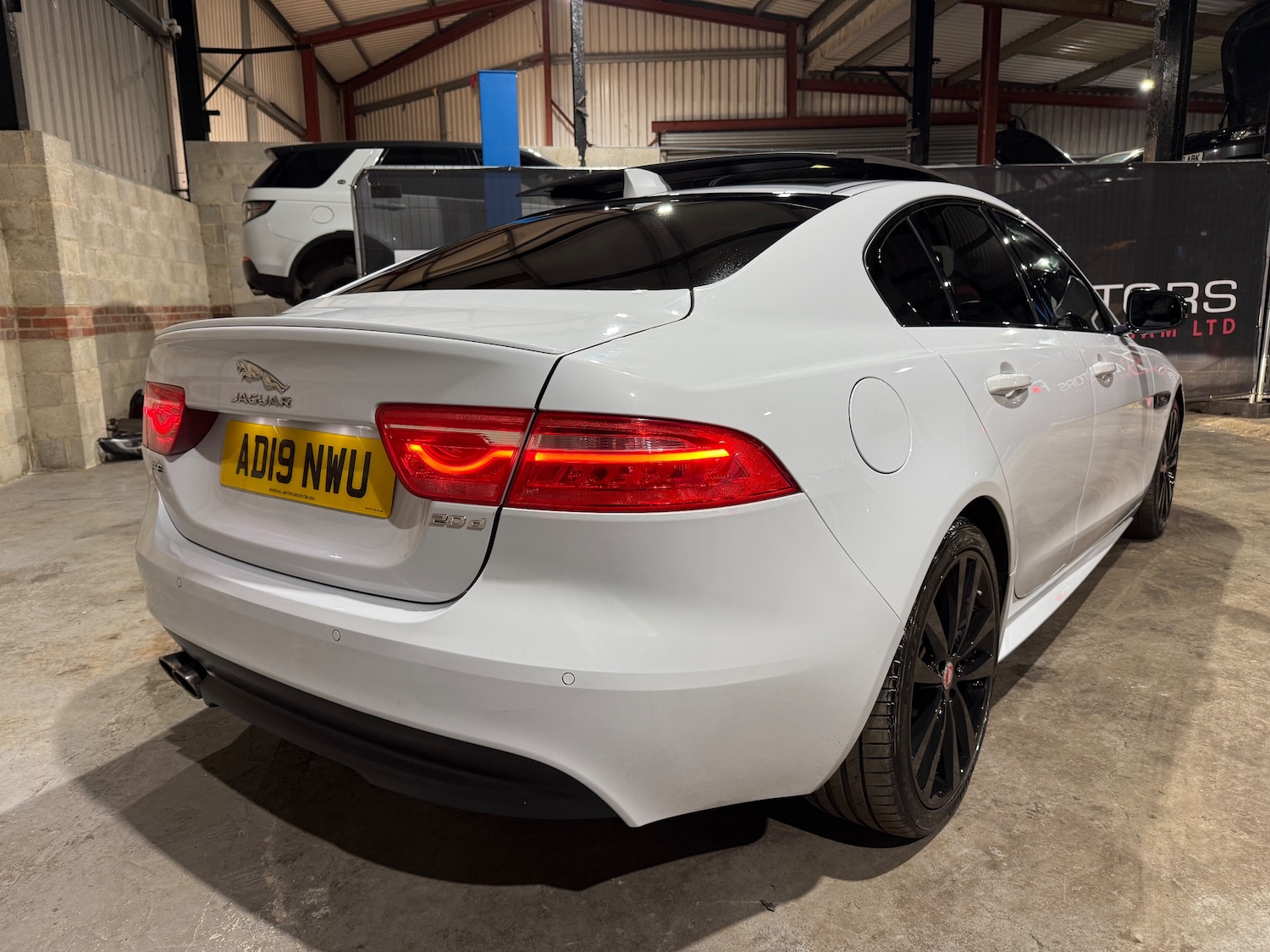 Used Jaguar XE 2019 for sale - 77512735: Photo 59