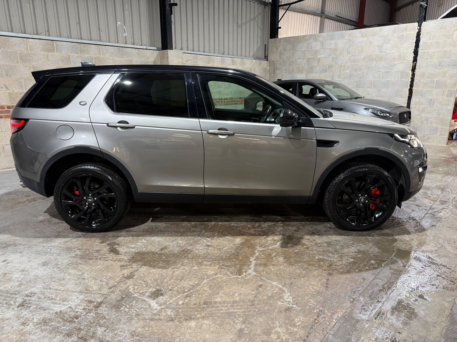 Used Land Rover Discovery Sport for sale - 76999597: Photo 2