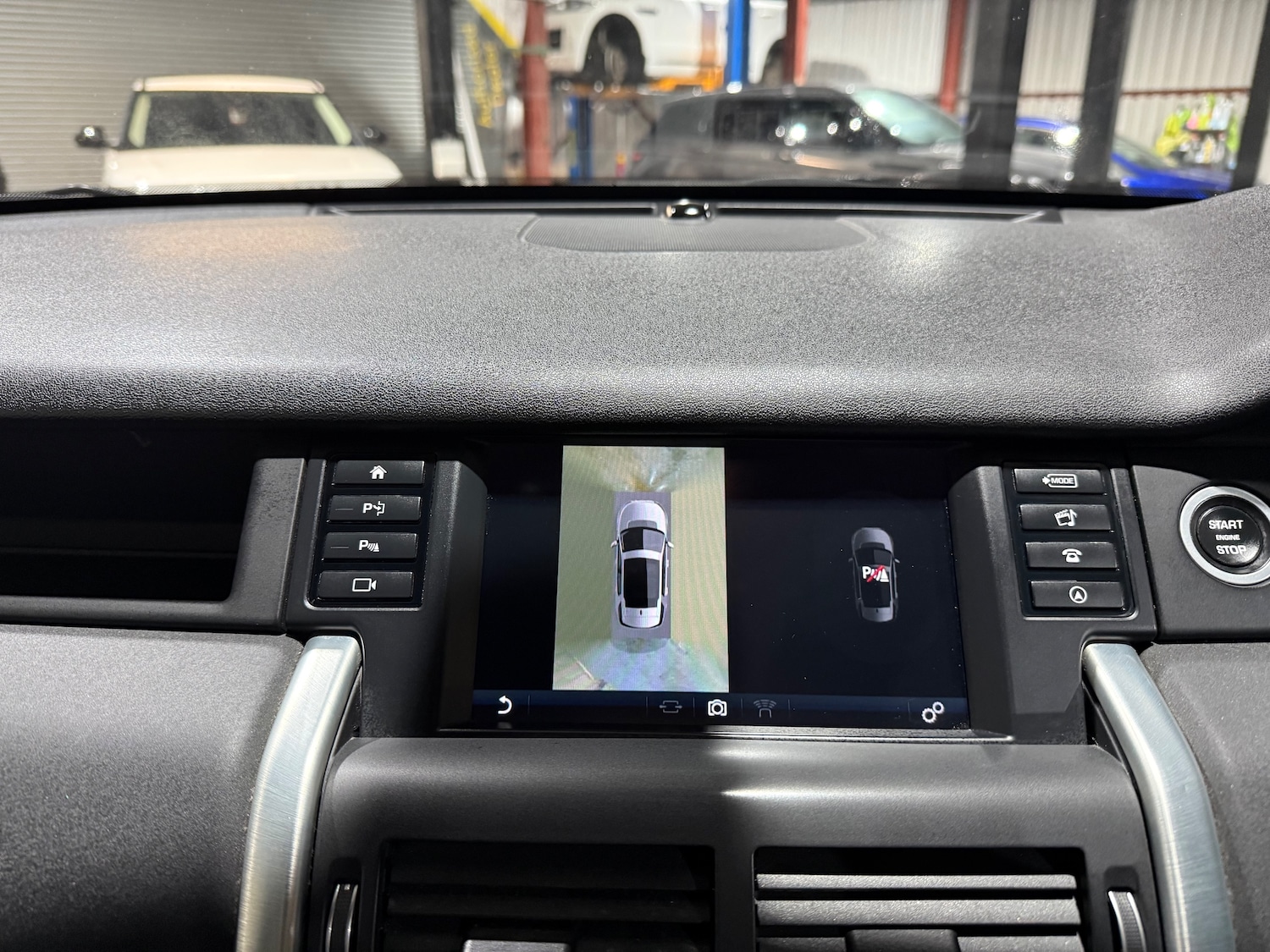 Used Land Rover Discovery Sport for sale - 76999597: Photo 42