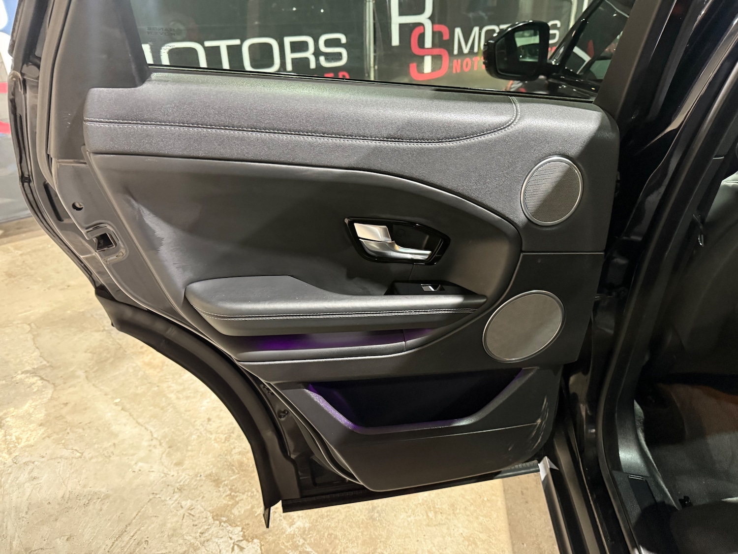 Used Land Rover Range Rover Evoque 2018 for sale - 77313001: Photo 15