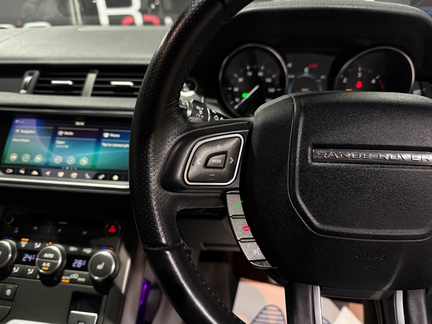 Used Land Rover Range Rover Evoque 2018 for sale - 77313001: Photo 33