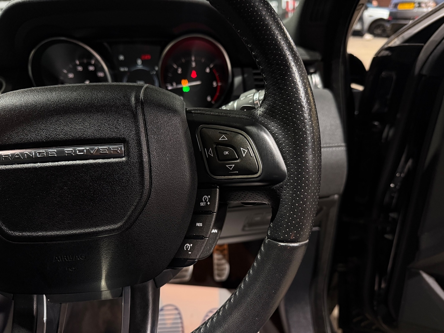 Used Land Rover Range Rover Evoque 2018 for sale - 77313001: Photo 34