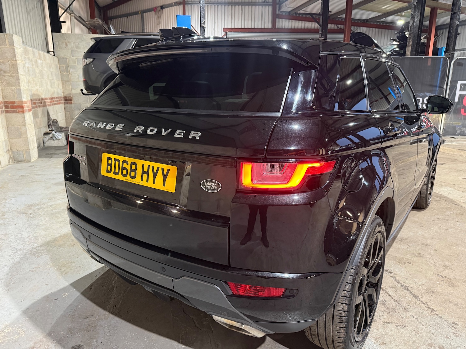 Used Land Rover Range Rover Evoque 2018 for sale - 77313001: Photo 50