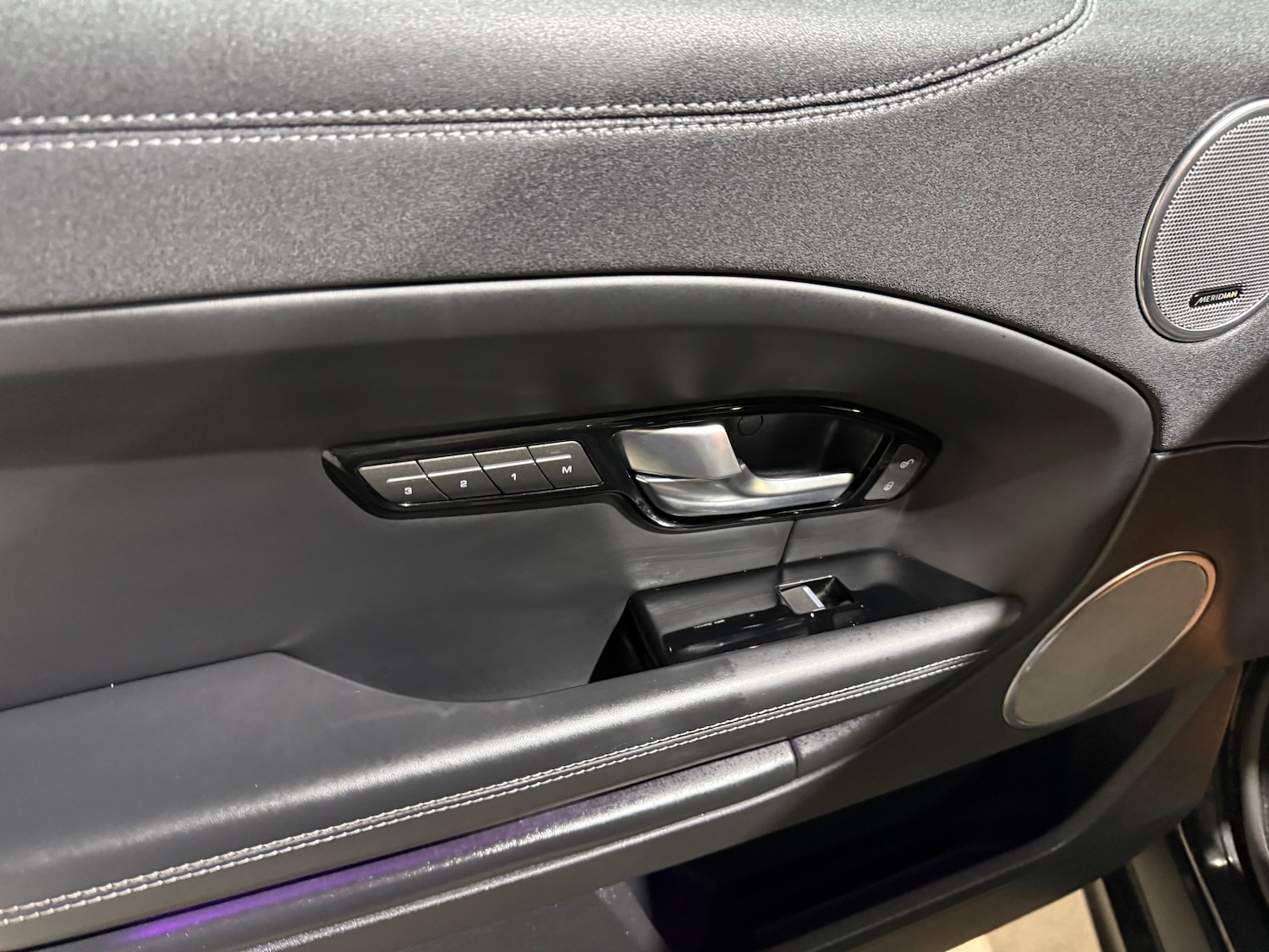 Used Land Rover Range Rover Evoque 2018 for sale - 77313001: Photo 8