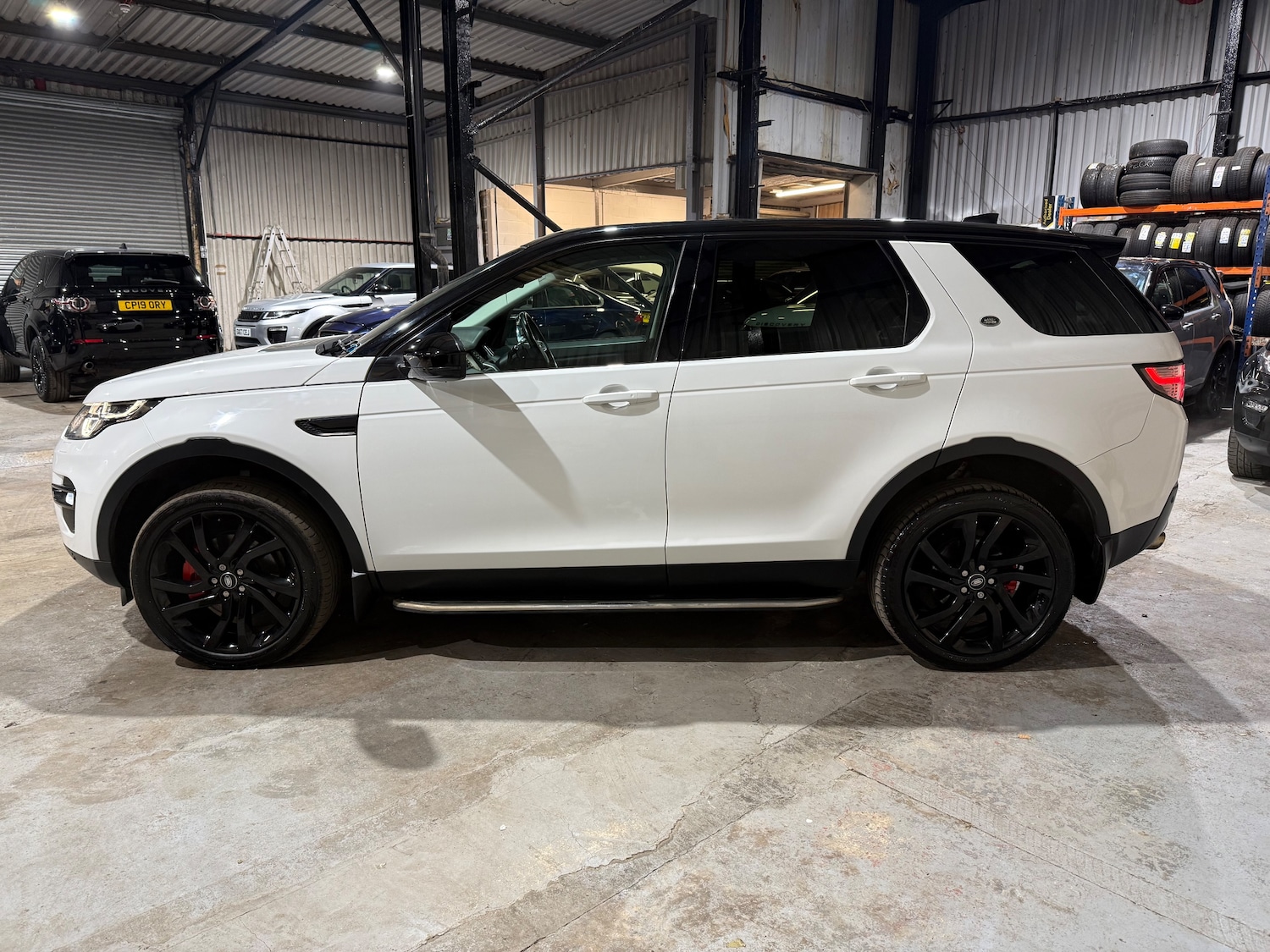 Used Land Rover Discovery Sport for sale - 76999598: Photo 5