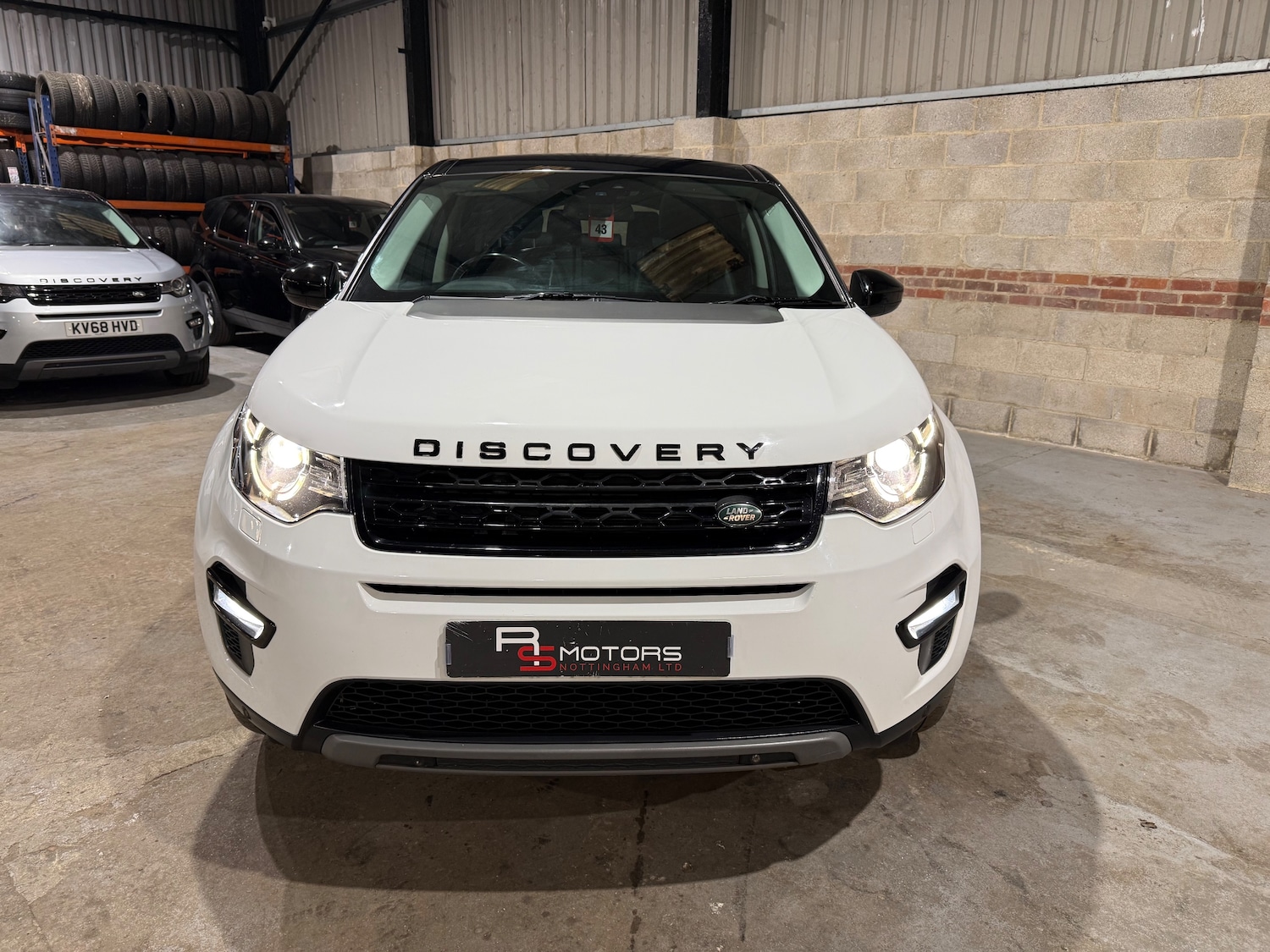Used Land Rover Discovery Sport for sale - 76999598: Photo 6