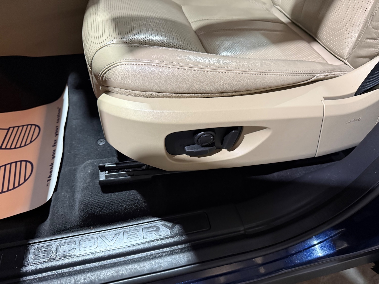 Used Land Rover Discovery Sport 2017 for sale - 76625723: Photo 11