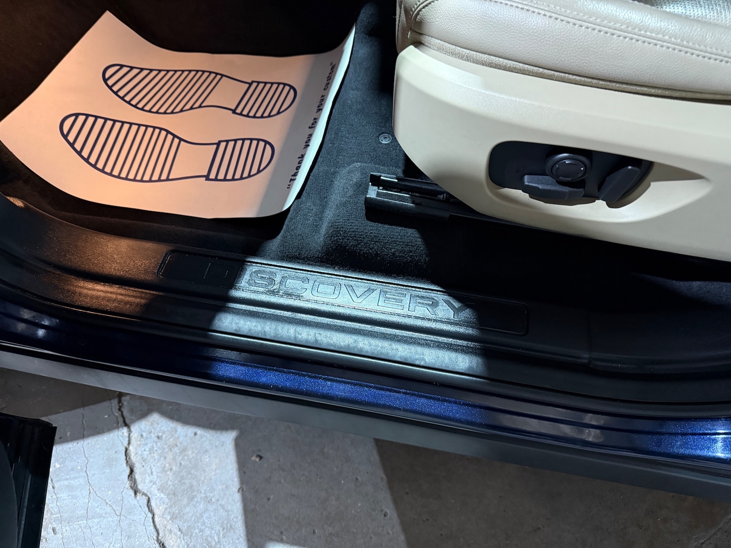 Used Land Rover Discovery Sport 2017 for sale - 76625723: Photo 12