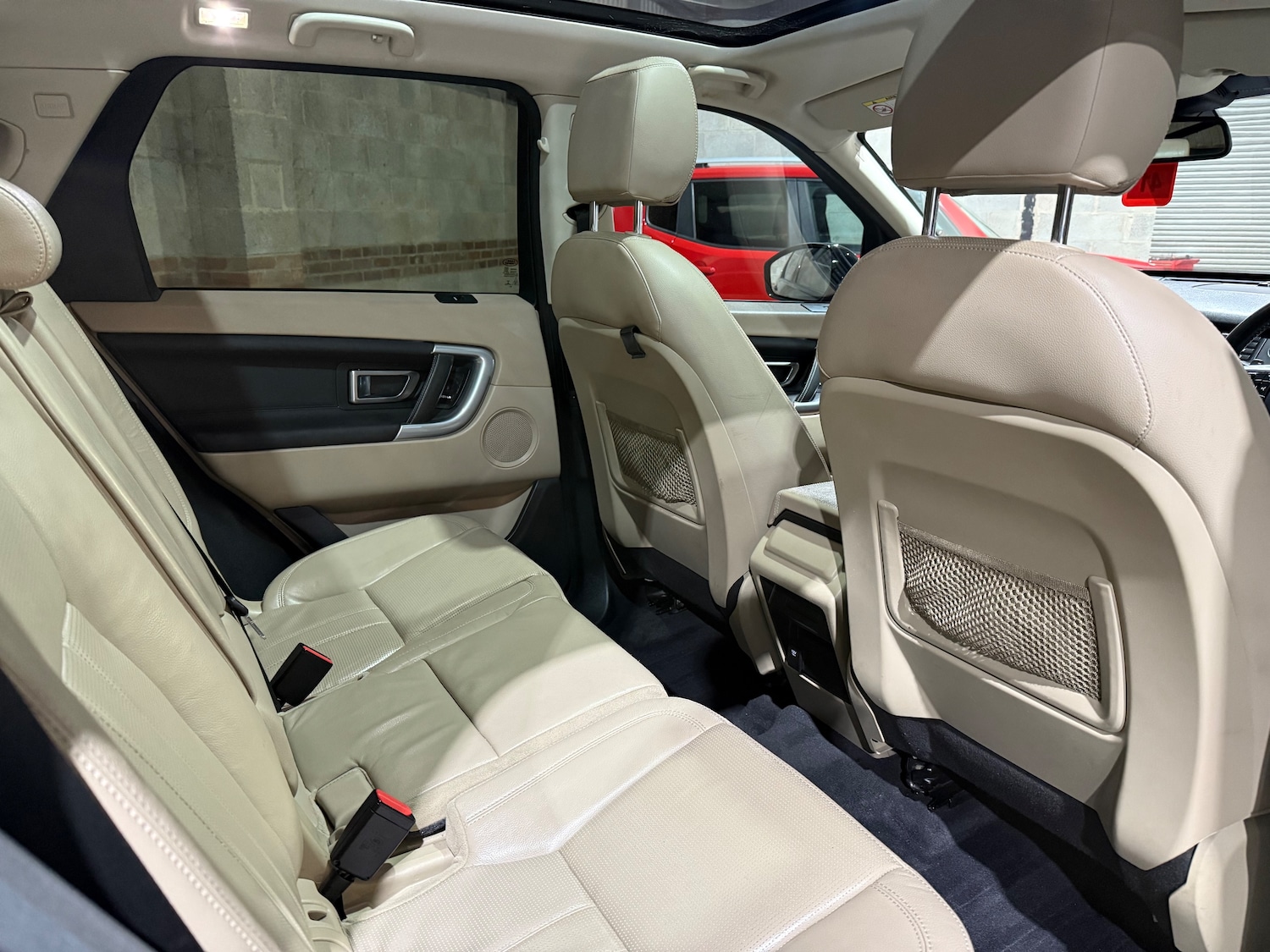 Used Land Rover Discovery Sport 2017 for sale - 76625723: Photo 21