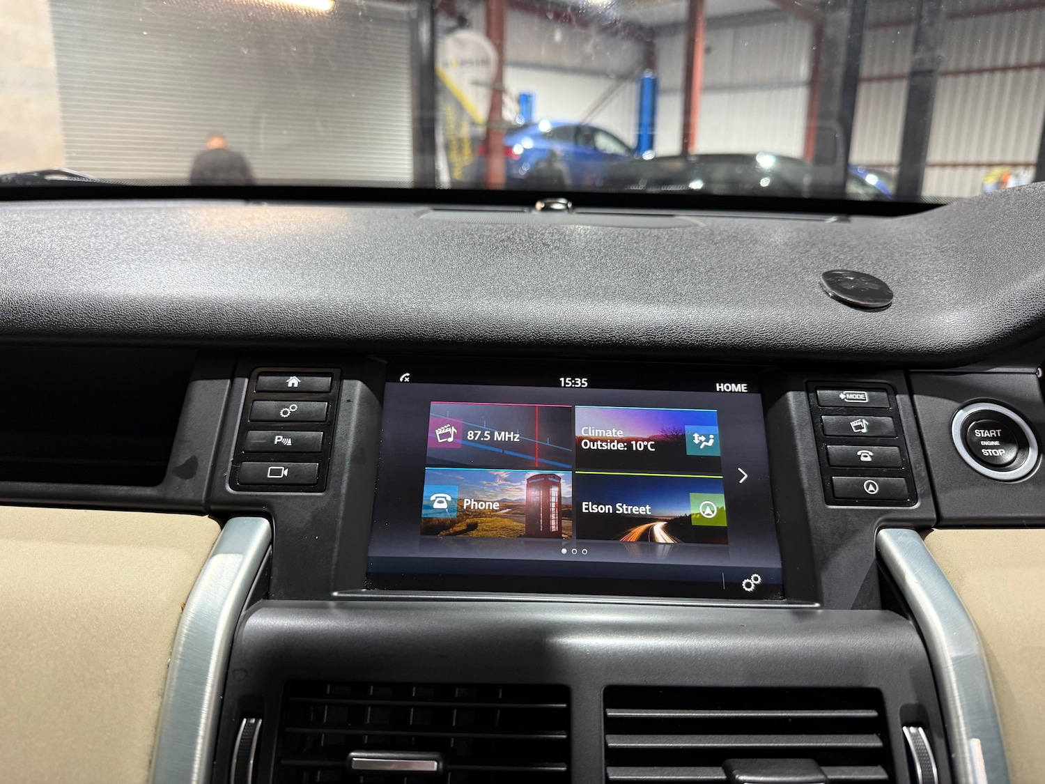 Used Land Rover Discovery Sport 2017 for sale - 76625723: Photo 40