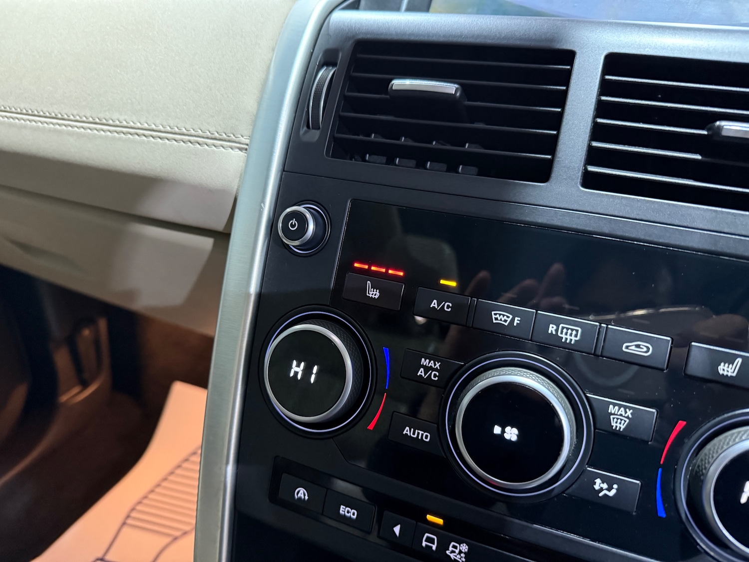 Used Land Rover Discovery Sport 2017 for sale - 76625723: Photo 42