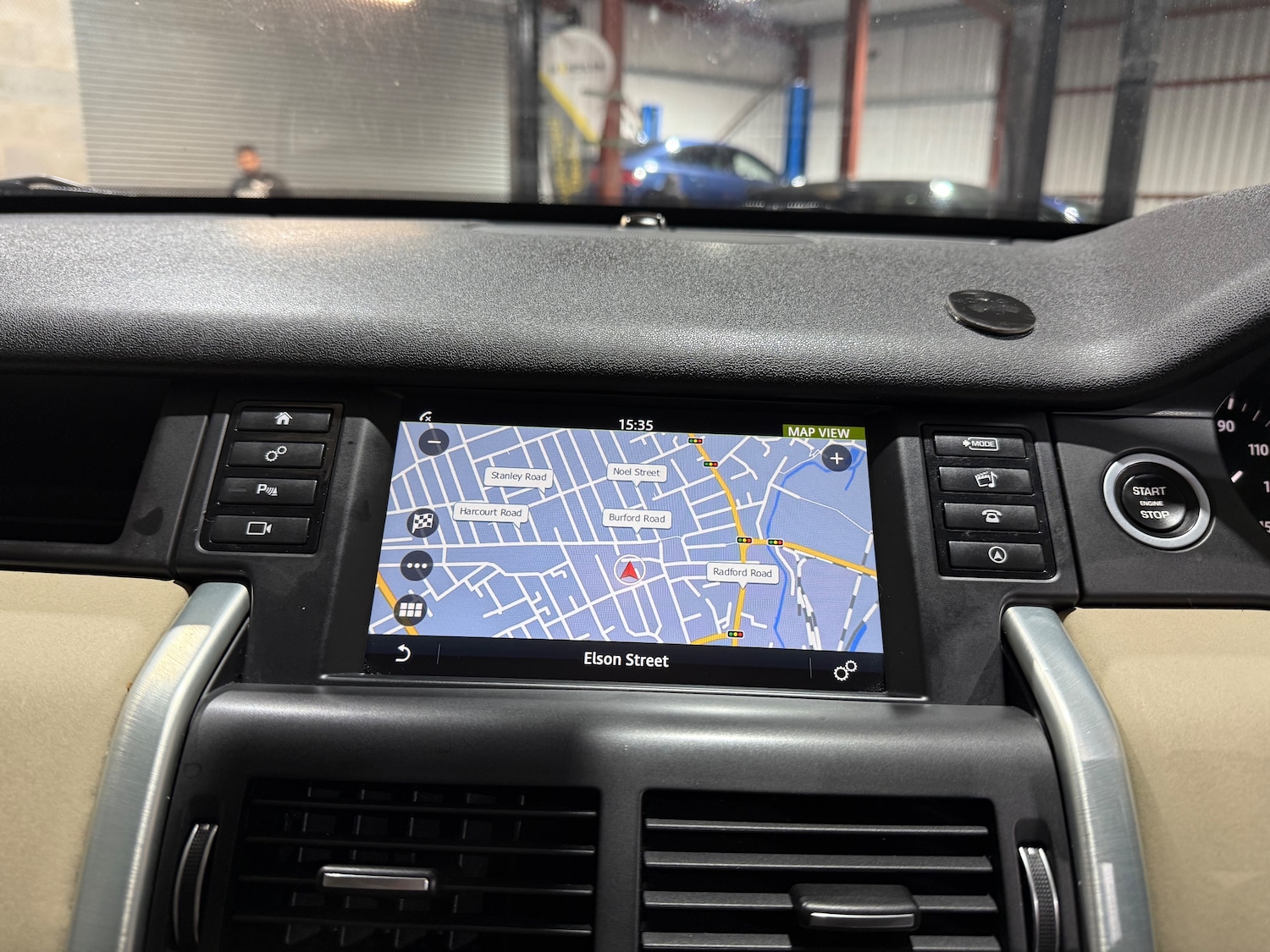 Used Land Rover Discovery Sport 2017 for sale - 76625723: Photo 43