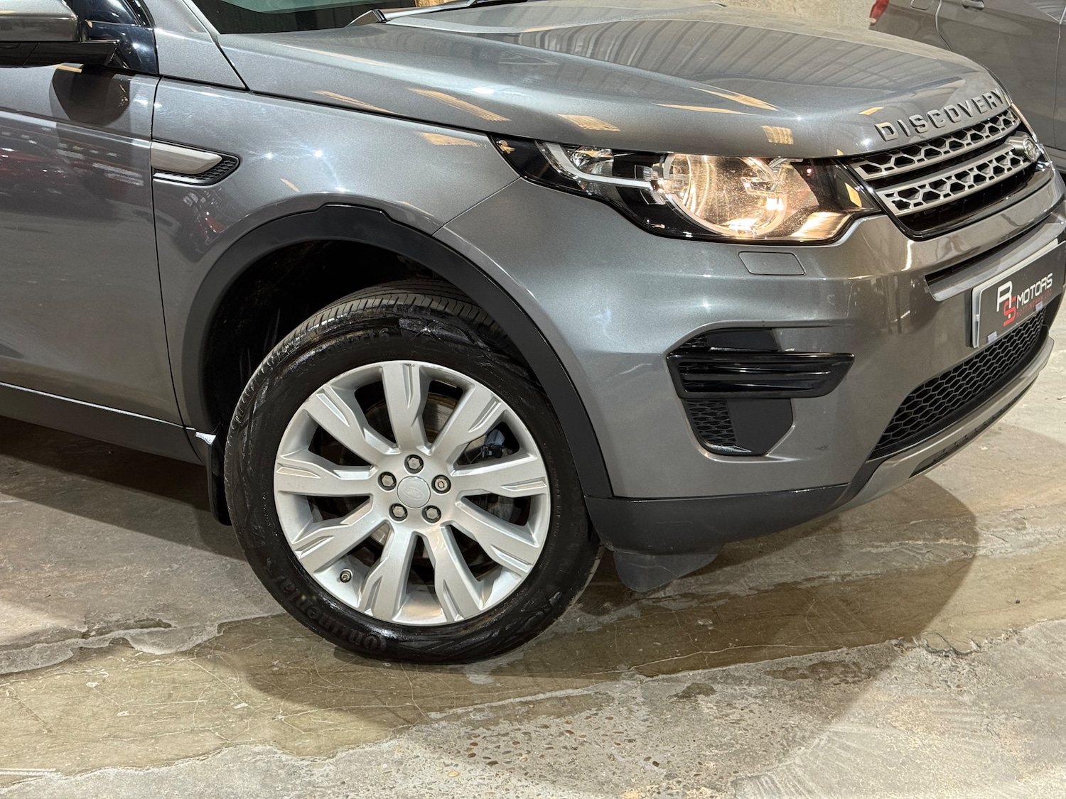 Used Land Rover Discovery Sport 2016 for sale - 76569266: Photo 3