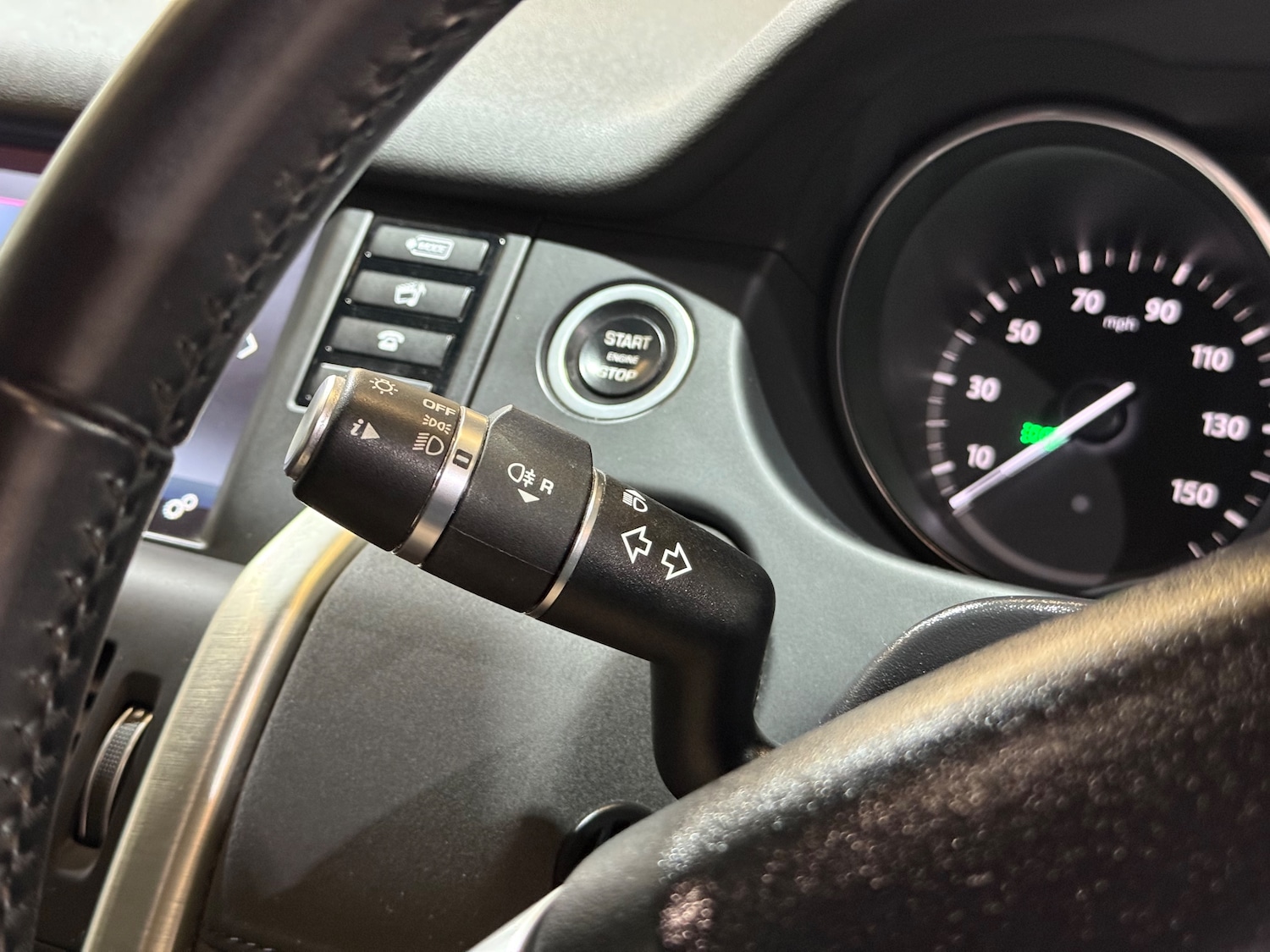 Used Land Rover Discovery Sport 2016 for sale - 76569266: Photo 32