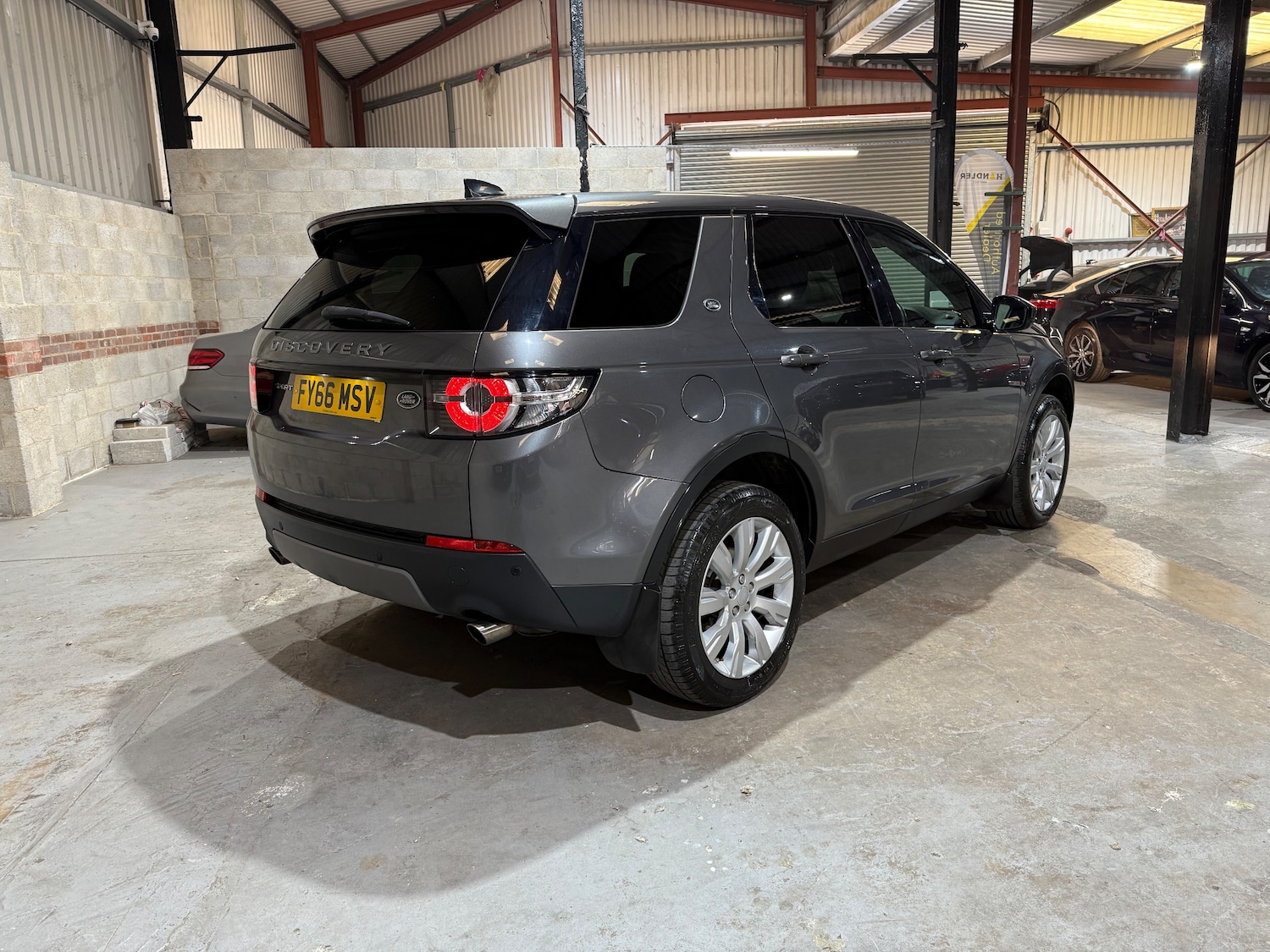 Used Land Rover Discovery Sport 2016 for sale - 76569266: Photo 5