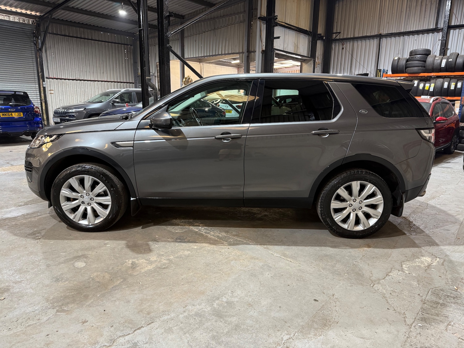 Used Land Rover Discovery Sport 2016 for sale - 76569266: Photo 8