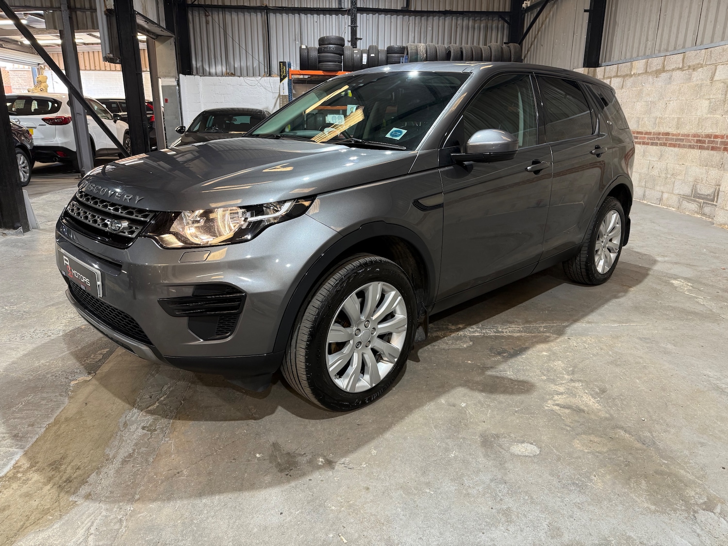 Used Land Rover Discovery Sport 2016 for sale - 76569266: Photo 9