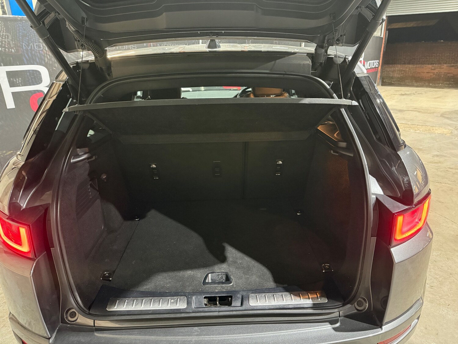 Used Land Rover Range Rover Evoque 2016 for sale - 77673987: Photo 31