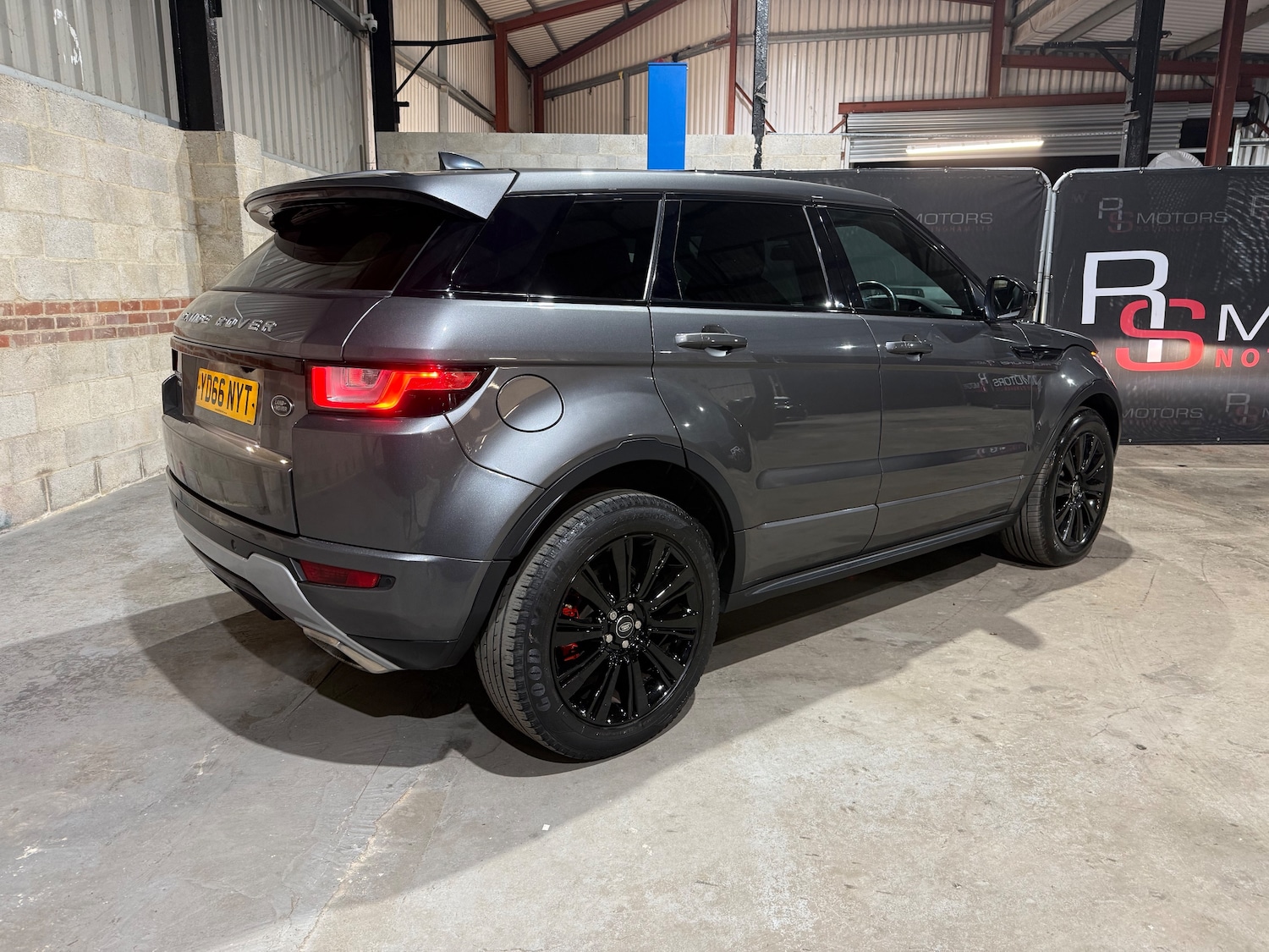 Used Land Rover Range Rover Evoque 2016 for sale - 77673987: Photo 4
