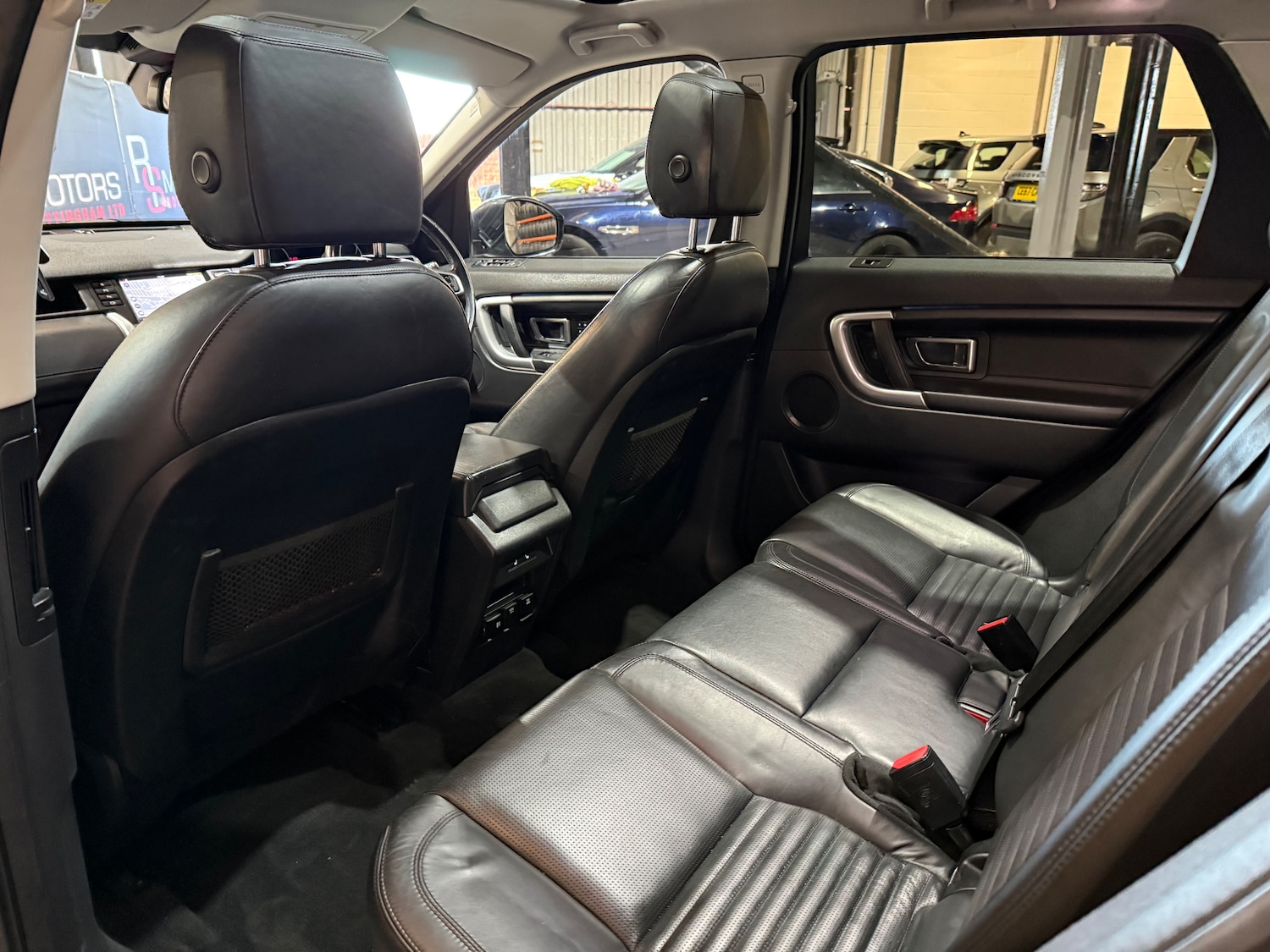 Used Land Rover Discovery Sport 2016 for sale - 77557324: Photo 14