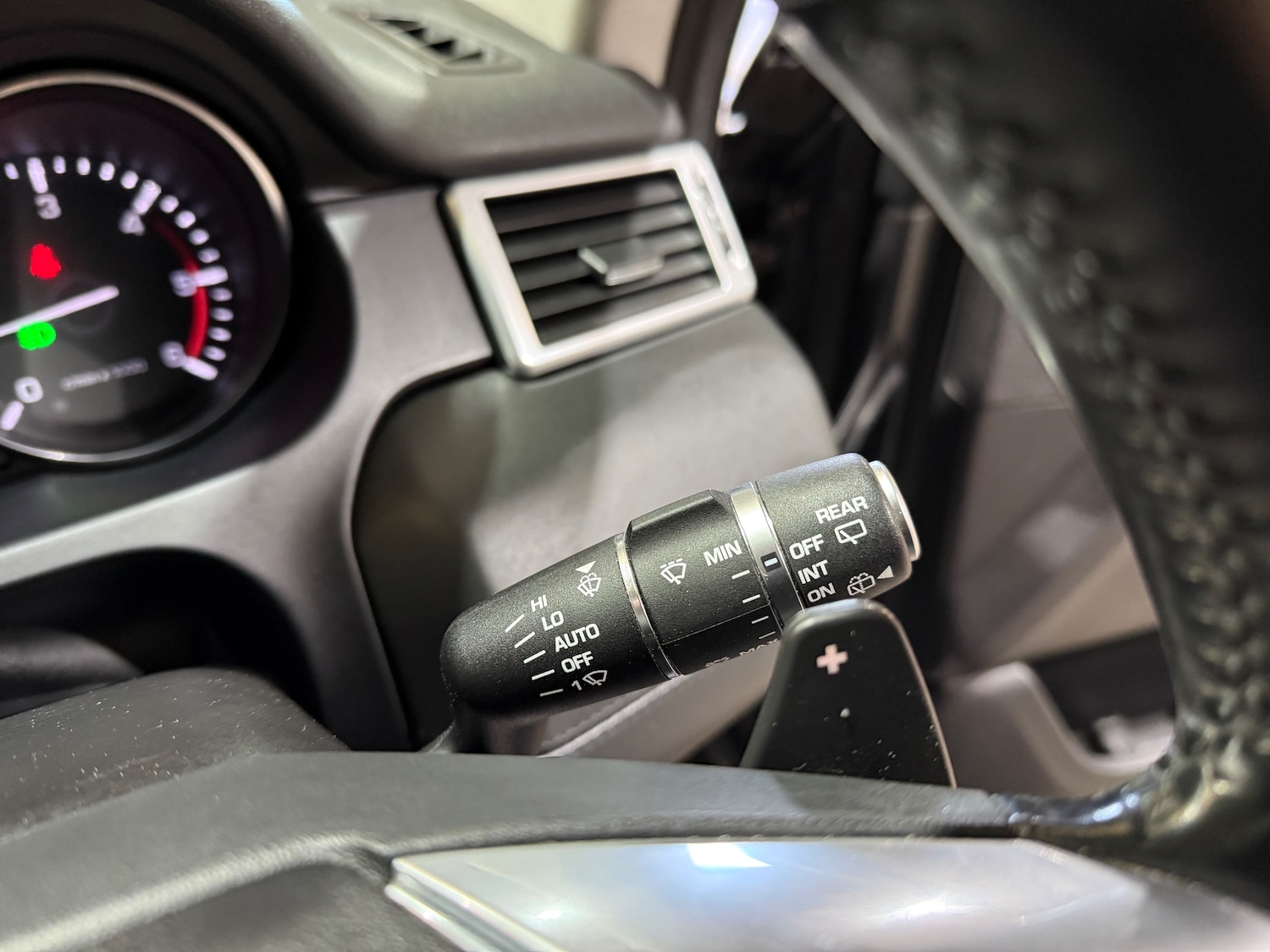 Used Land Rover Discovery Sport 2016 for sale - 77557324: Photo 39