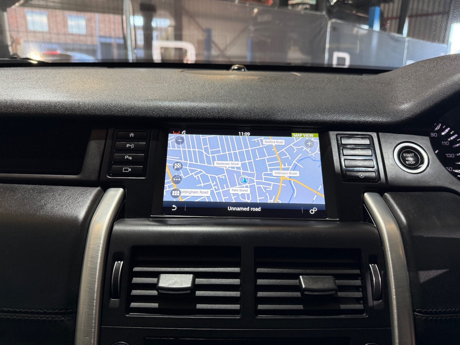 Used Land Rover Discovery Sport 2016 for sale - 77557324: Photo 42