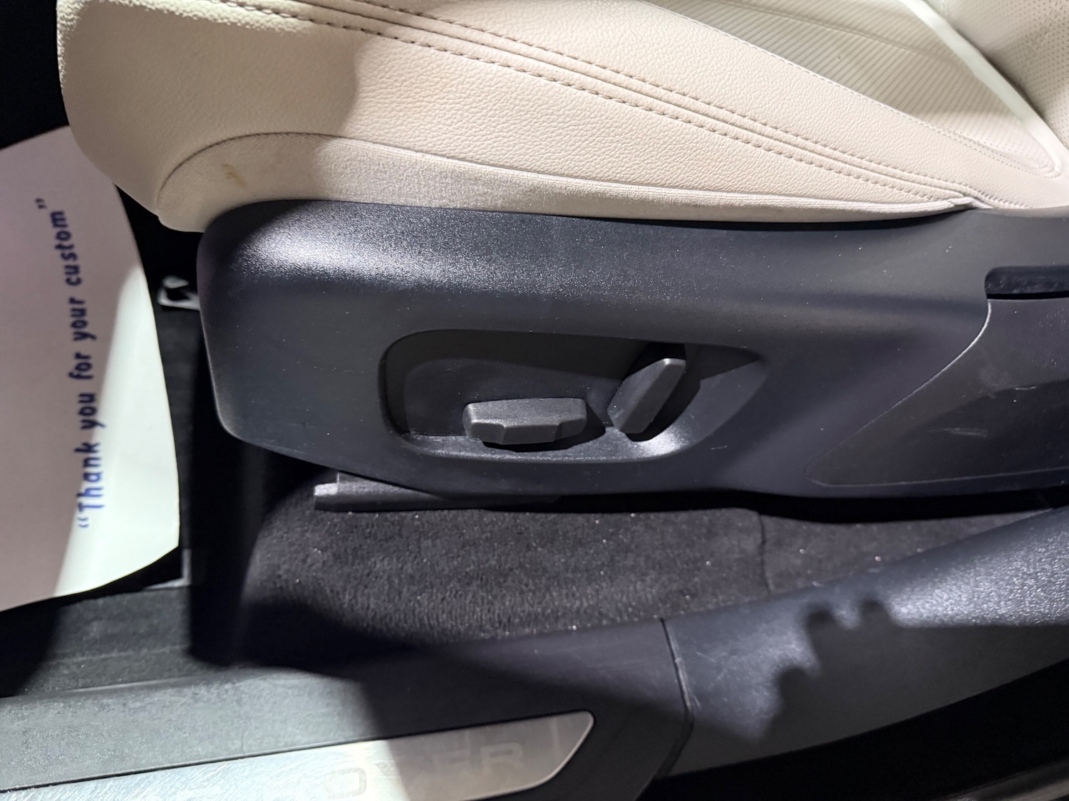 Used Land Rover Range Rover Velar 2018 for sale - 76875164: Photo 12