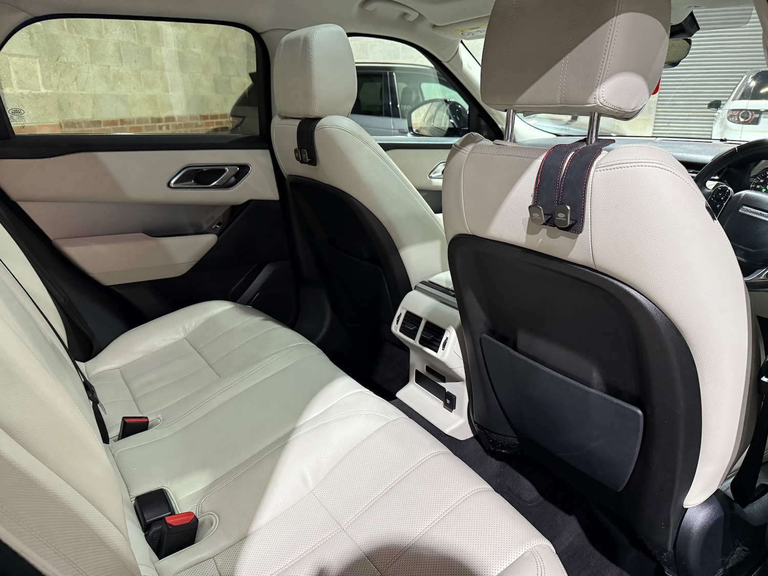 Used Land Rover Range Rover Velar 2018 for sale - 76875164: Photo 21