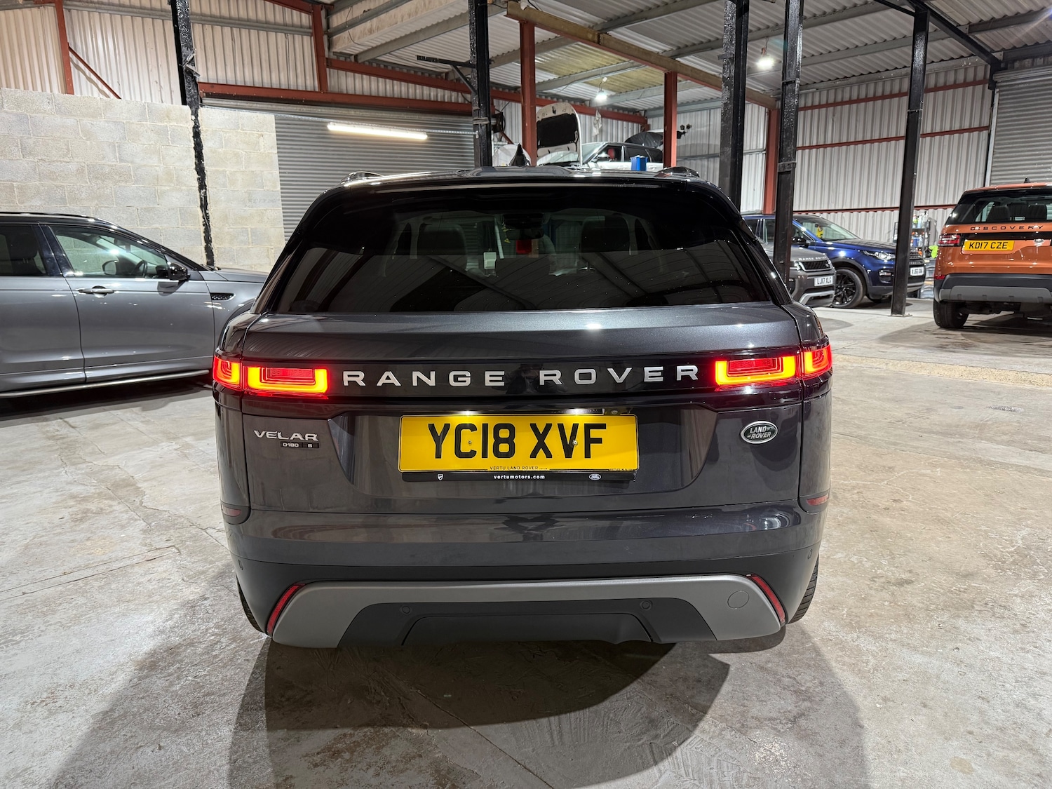 Used Land Rover Range Rover Velar 2018 for sale - 76875164: Photo 4