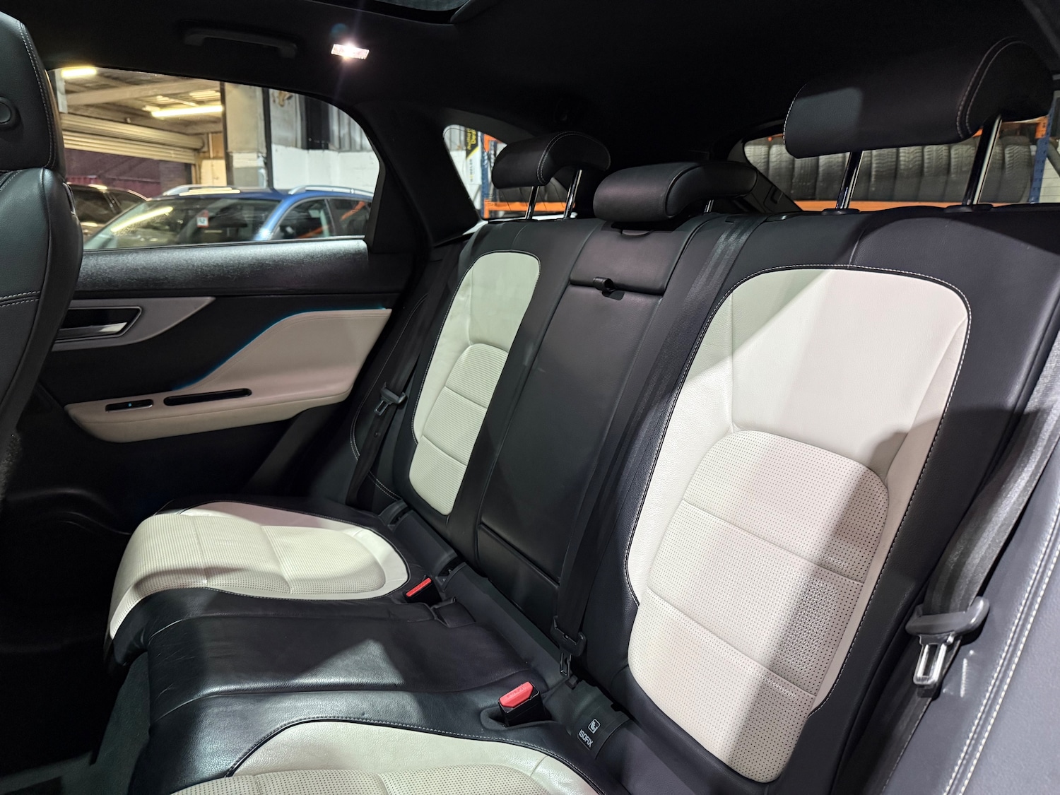 Used Jaguar F-Pace 2016 for sale - 77501923: Photo 15